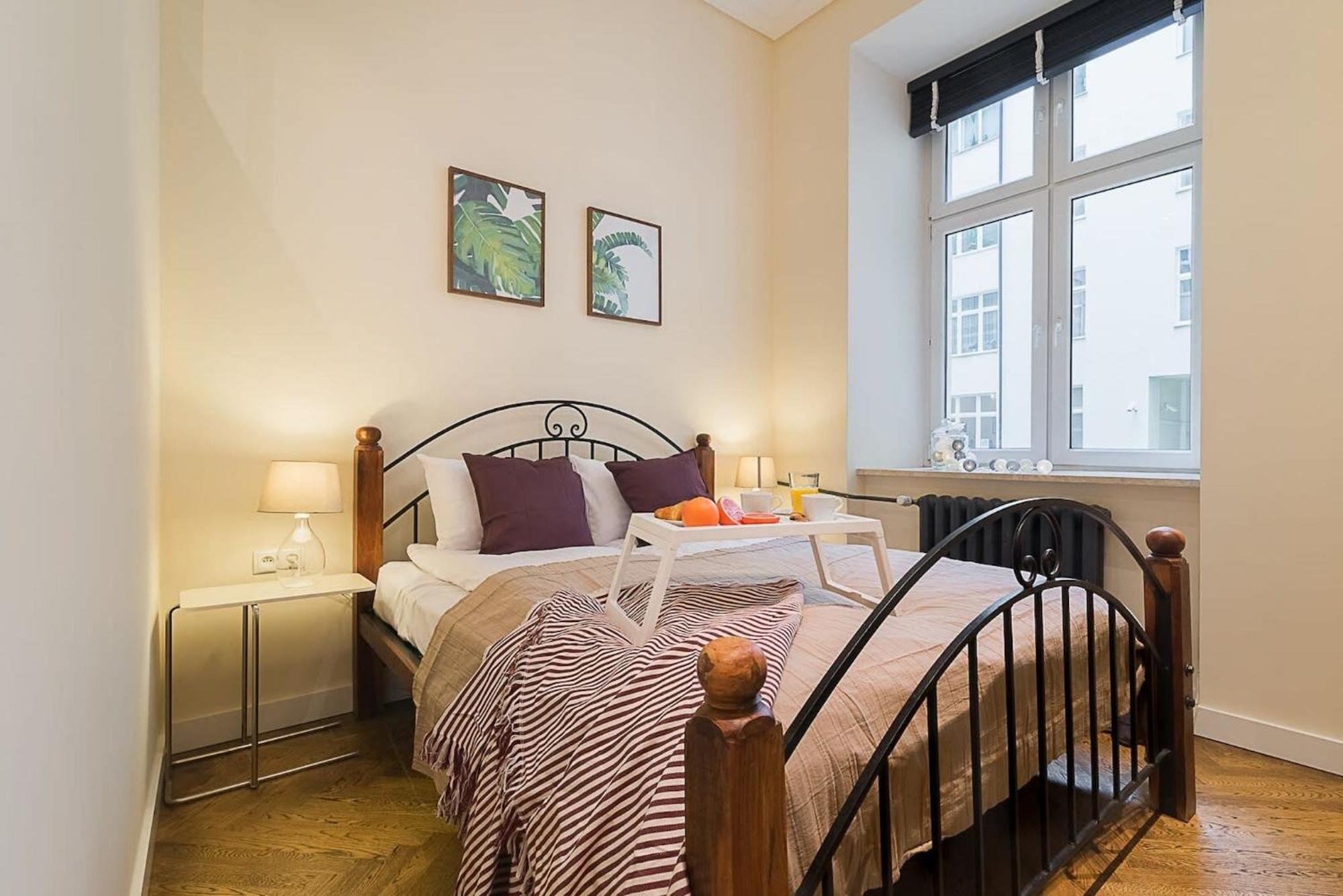 Căn hộ Rent Like - Hoza 39 *