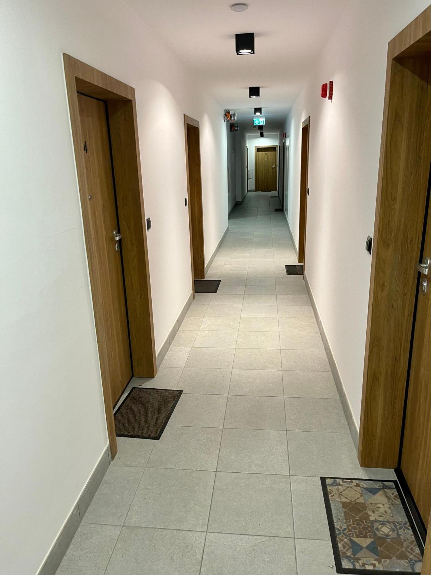 Time&house Pileckiego Przy Centrum Onkologi I Klinice Novum Apartament Na Wylacznosc Pokoj,sypialnia,lozko, Lazienka,kuchnia * Varsóvia