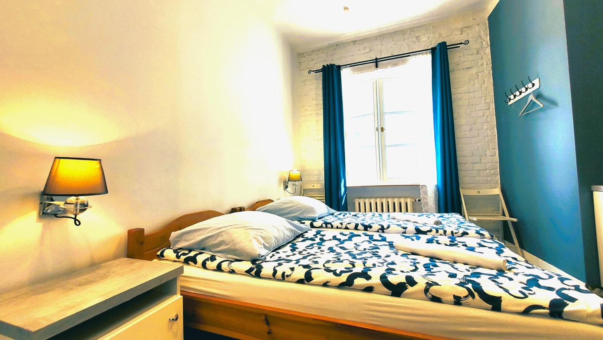 Chmielna 5 Rooms&apartments Hostel