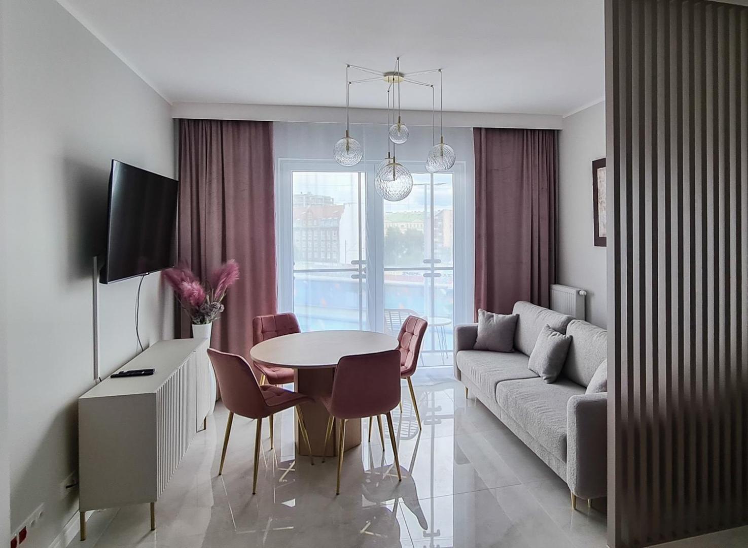 Wola Tower Apartament Warszawa