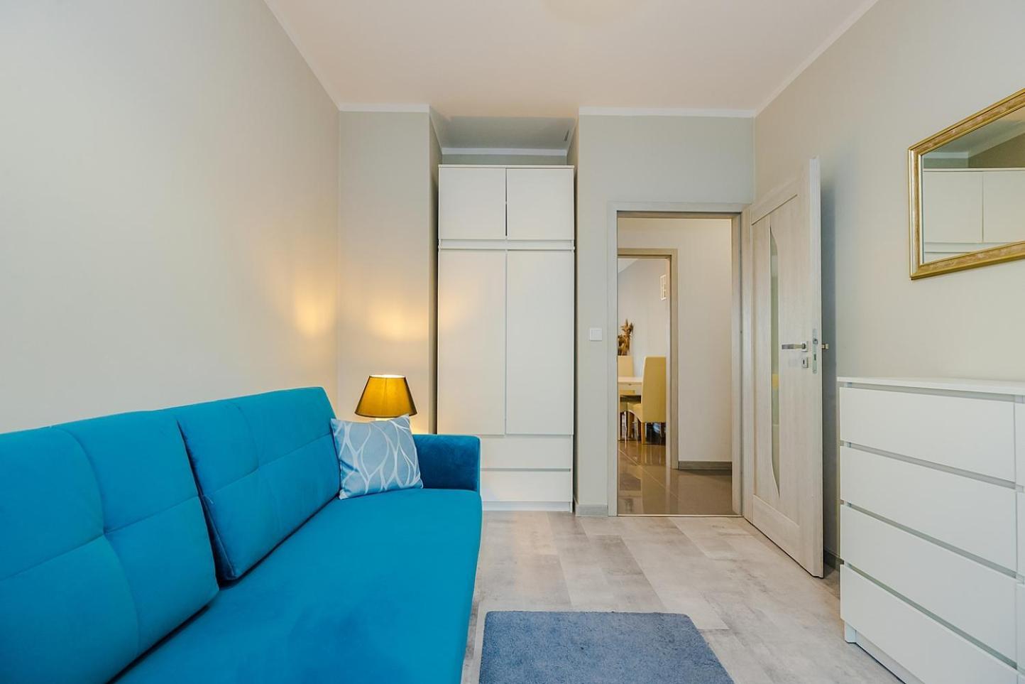 Family Zoliborz By Renters Apartment