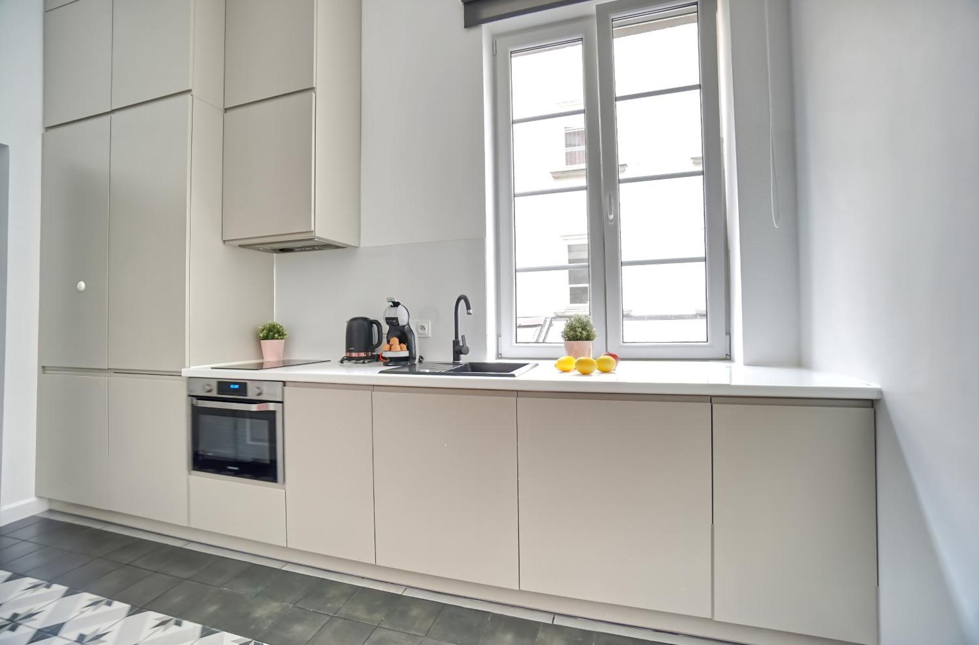 Premium Old Town Apartment