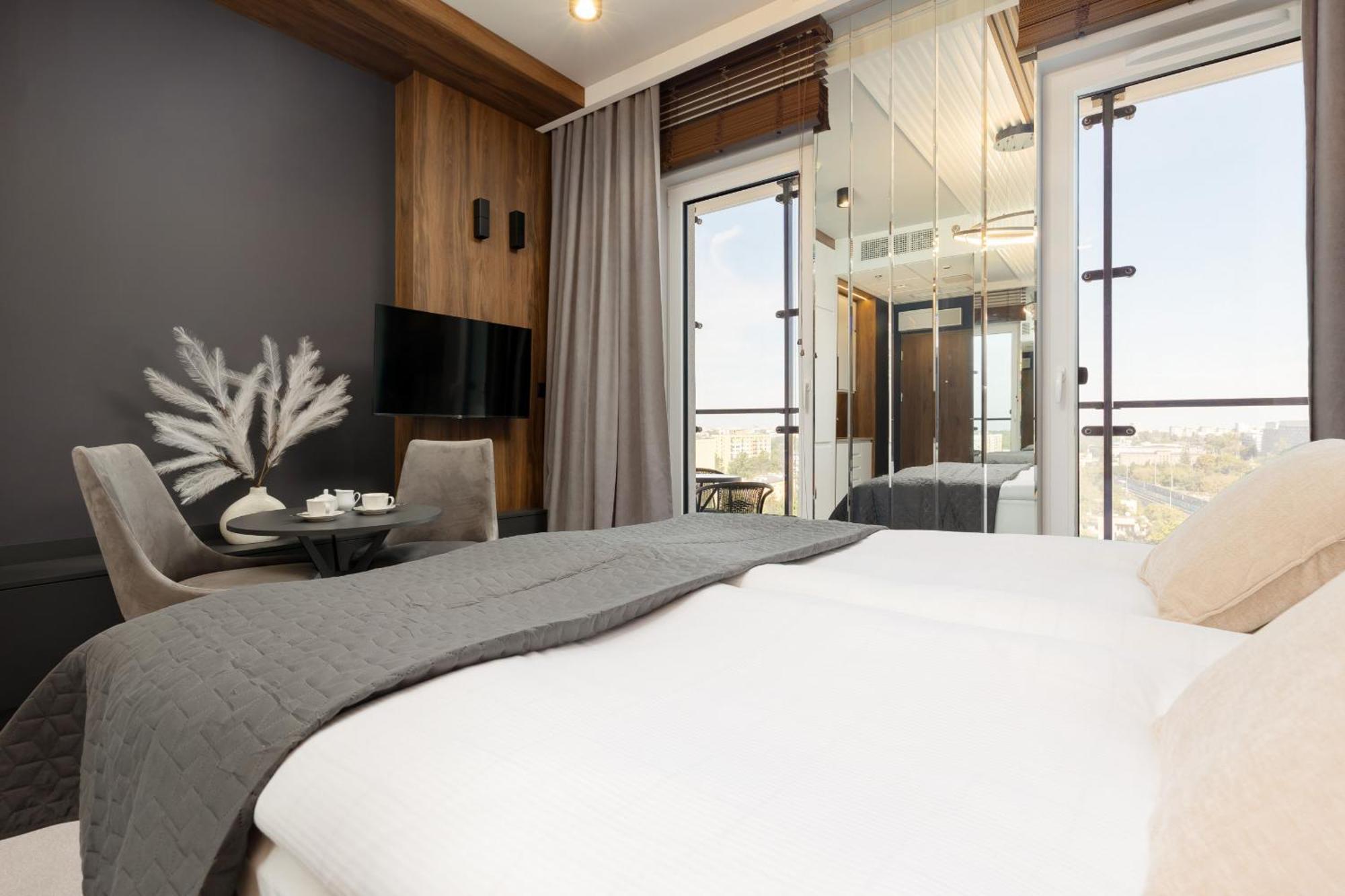 Khách sạn hẻo lánh Cozy Wola Kasprzaka By Renters Warsaw