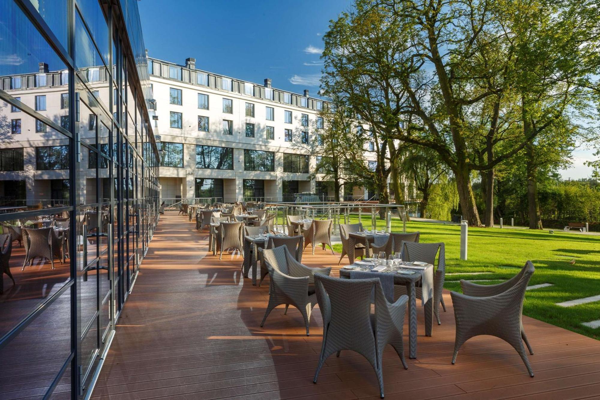 Doubletree By Hilton & Conference Centre Hotel 4*