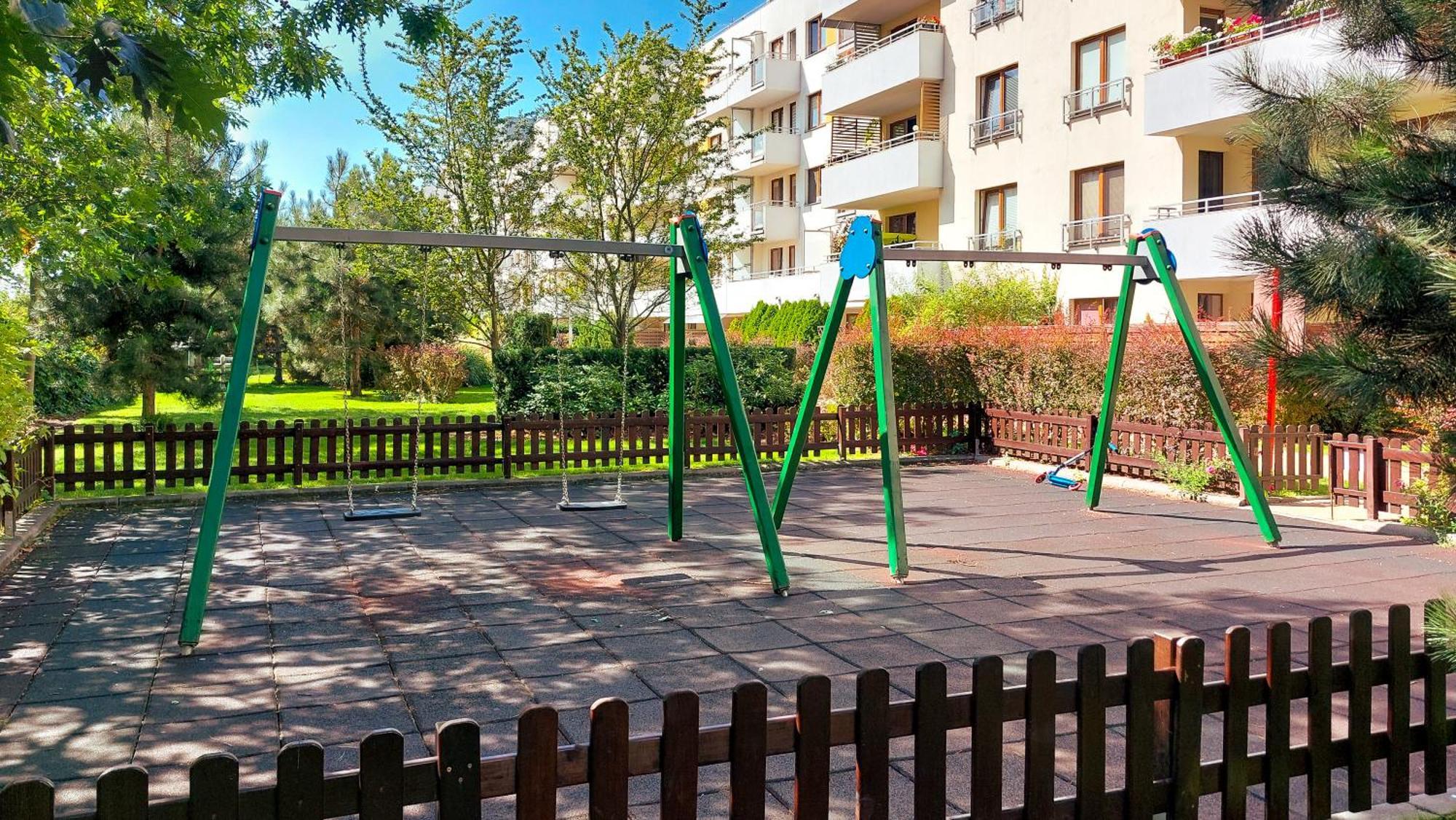 Apartment M&r Apartament Travel&business Premium Skoroszewska - Free Wifi - Self Check-in - Enel-med - Fv - Close The City Center Warsaw