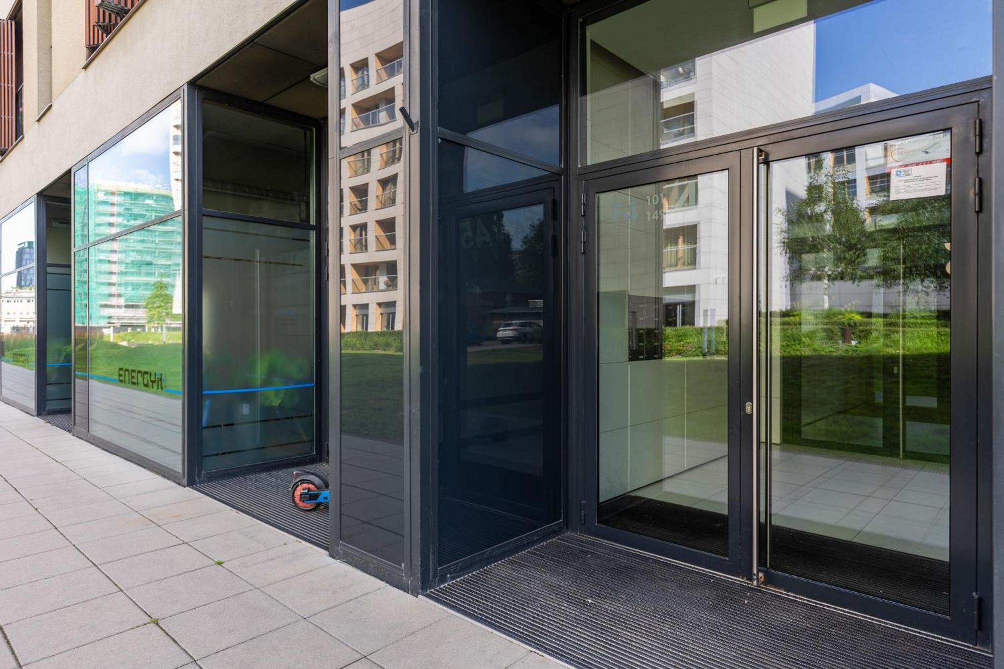 Apartment Wola Near Nocny Market By Renters Warsaw