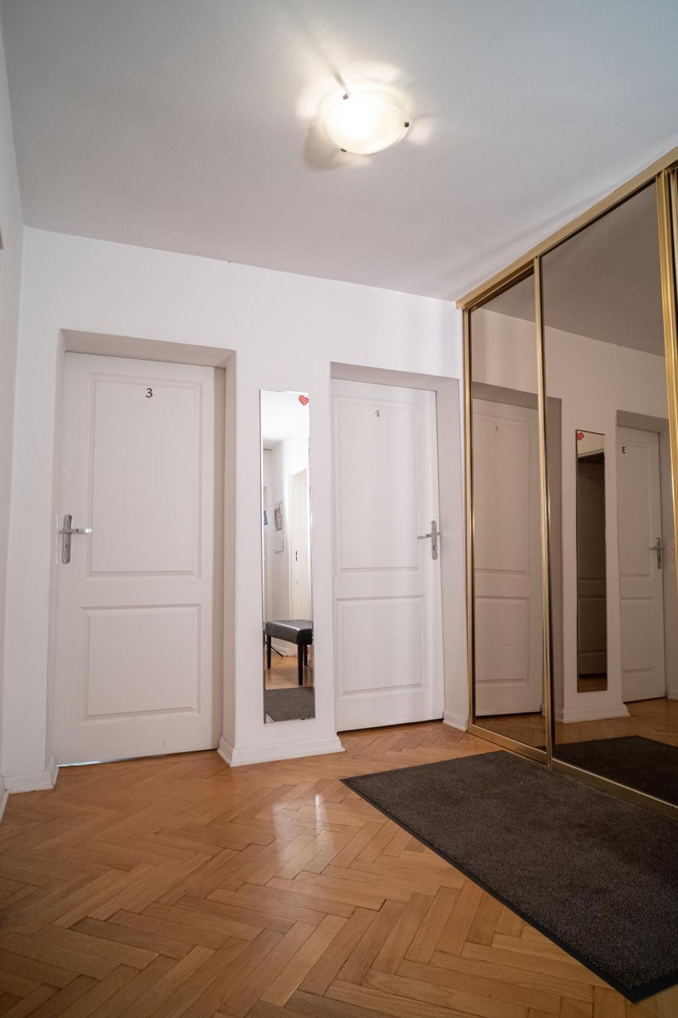 Apartrooms Near Old Town In Dnf Done Invoice Privatunterkunft Warschau