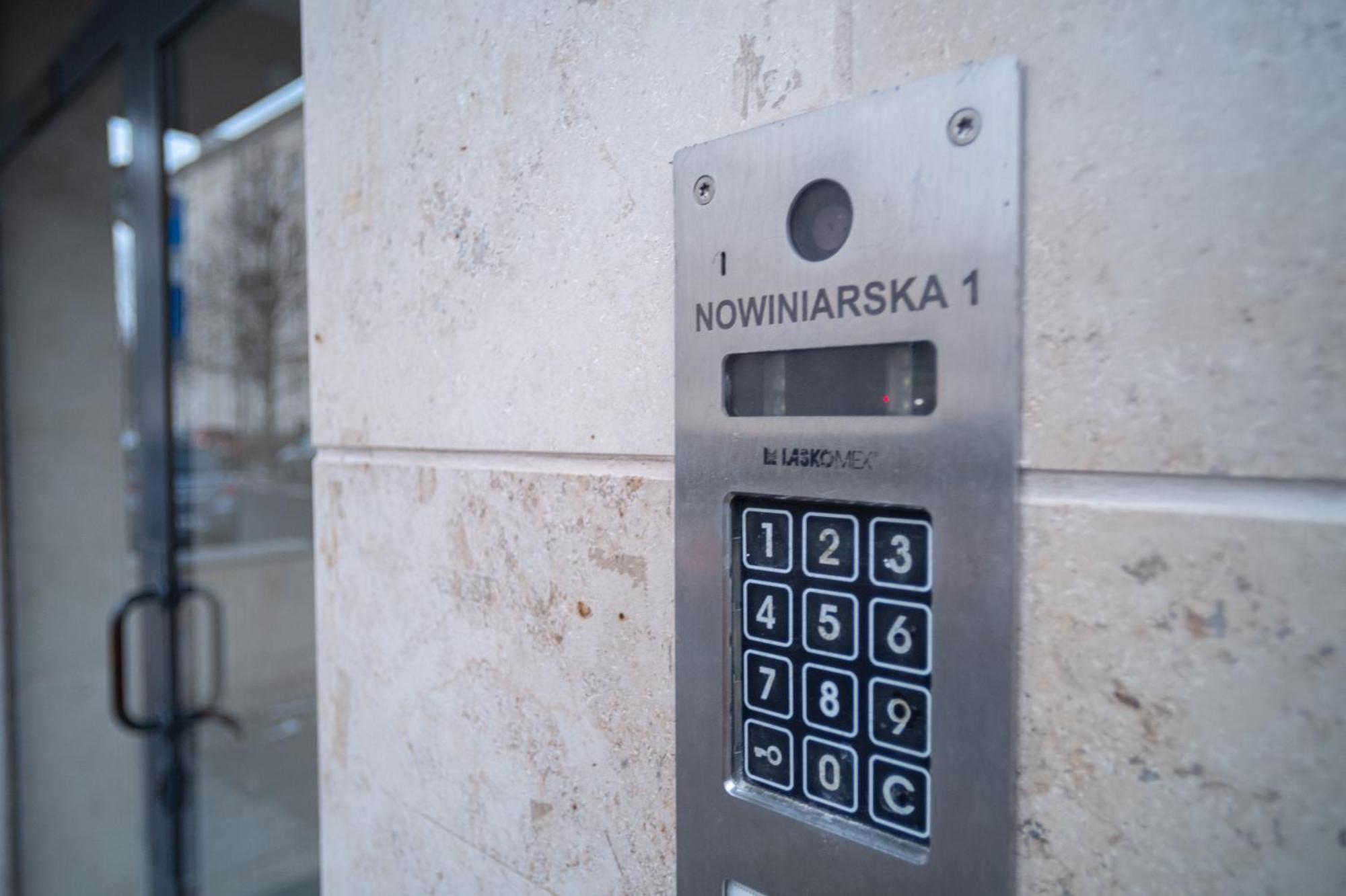 Apartrooms Near Old Town In Dnf Done Invoice Privatunterkunft