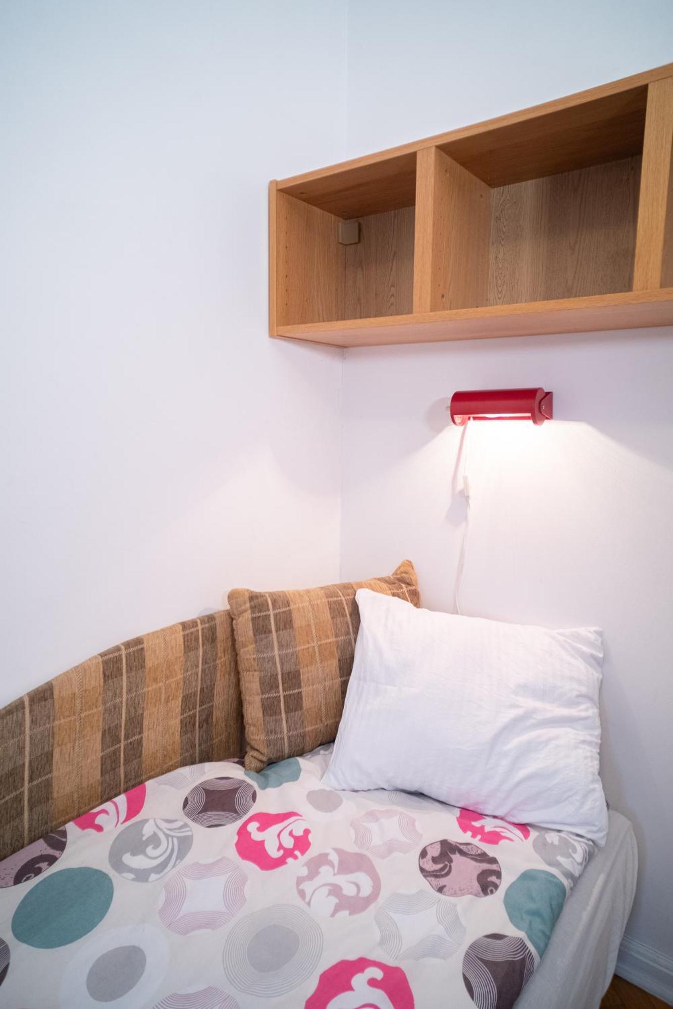 Privatunterkunft Apartrooms Near Old Town In Dnf Done Invoice *
