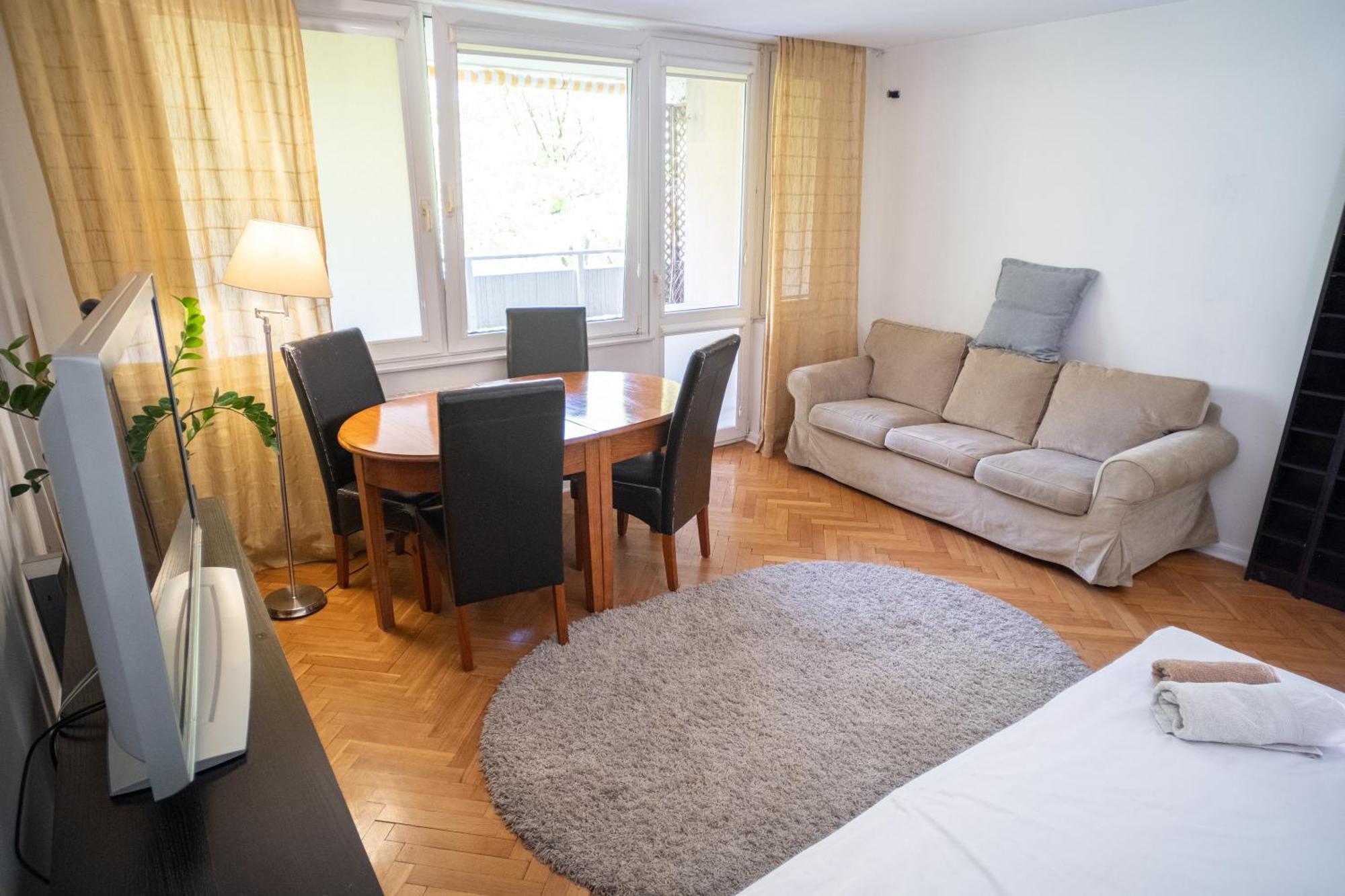 Apartrooms Near Old Town In Dnf Done Invoice Privatunterkunft Warschau