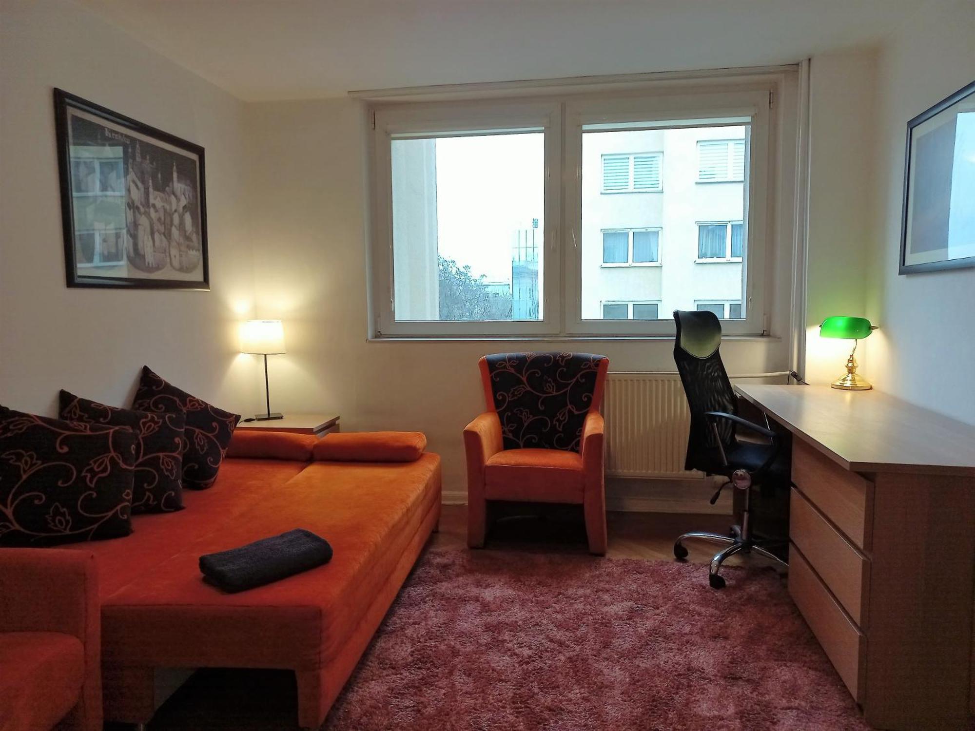 Privatunterkunft Apartrooms Near Old Town In Dnf Done Invoice *