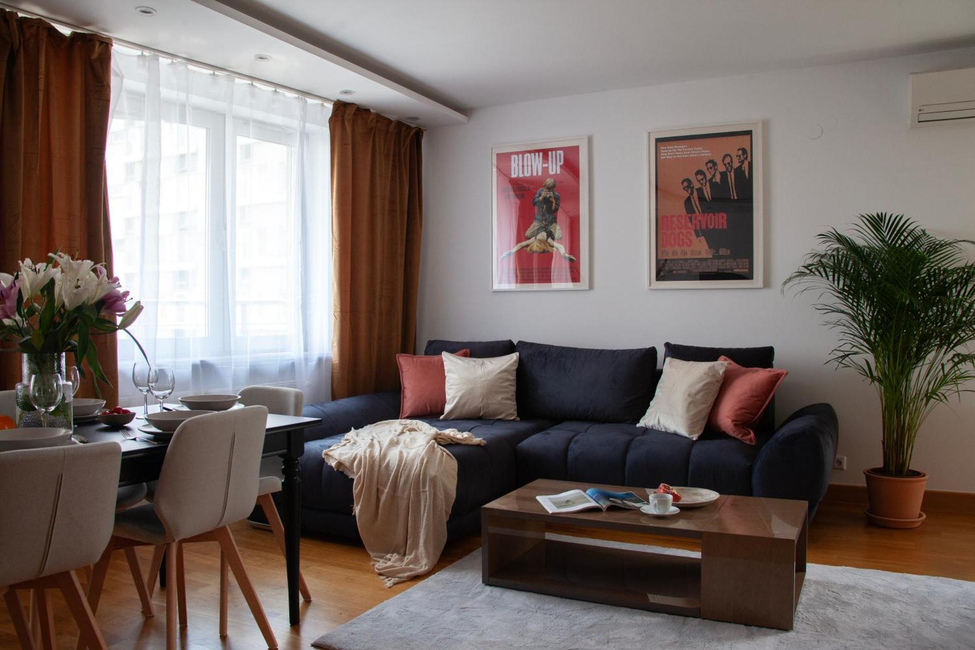 Oomph Skyline 3bdr Retreat With Ac Apartment