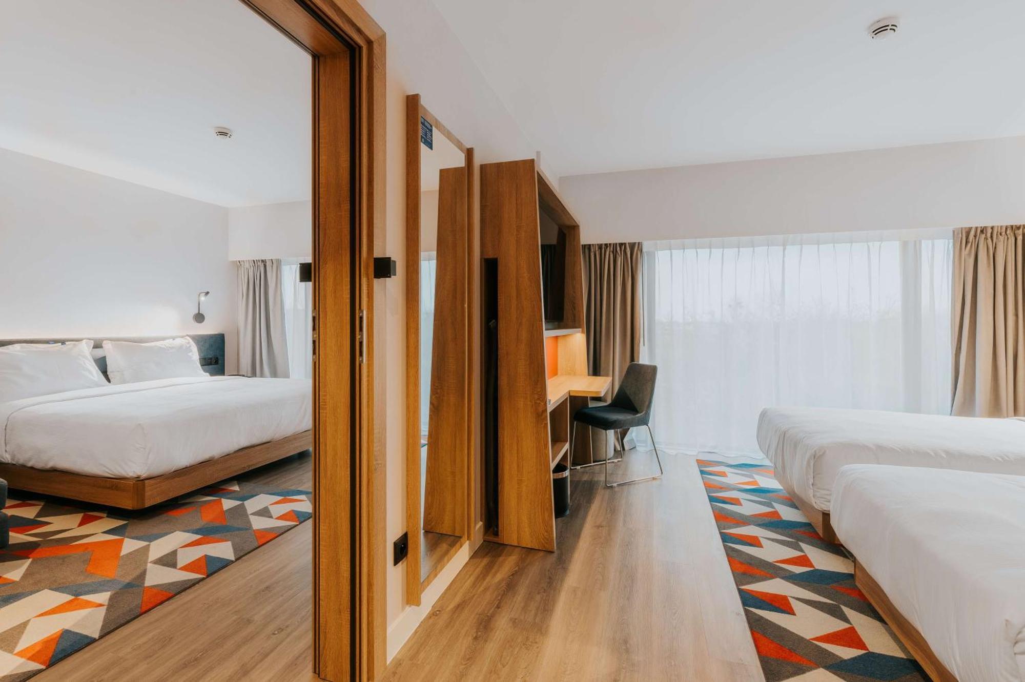 Hotel Hampton By Hilton Reduta Warsaw