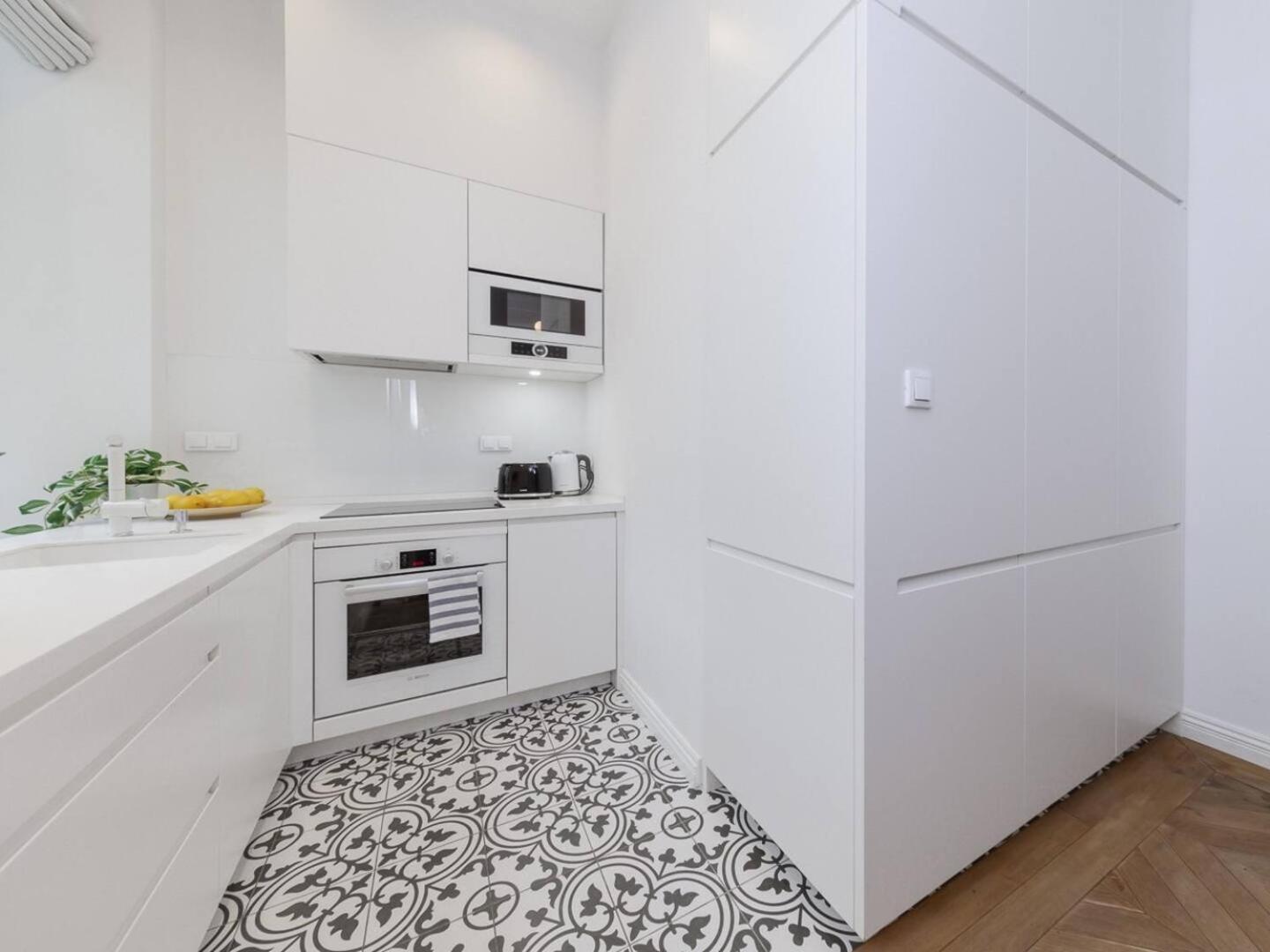 Elegance Poznanska 16 Premium Apartment Warsaw