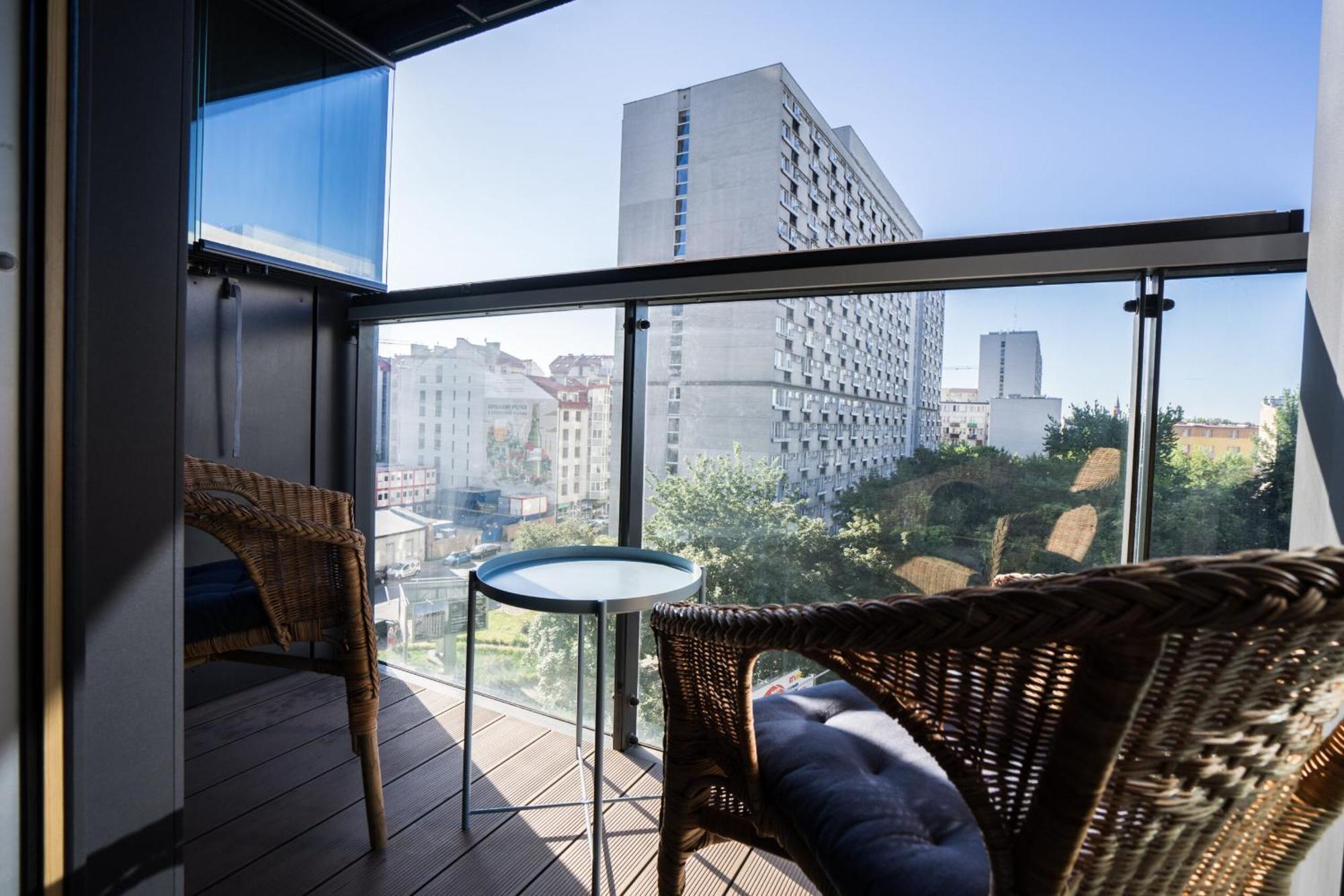 Vipwarsawapartments Sapphire Mennica Apartment