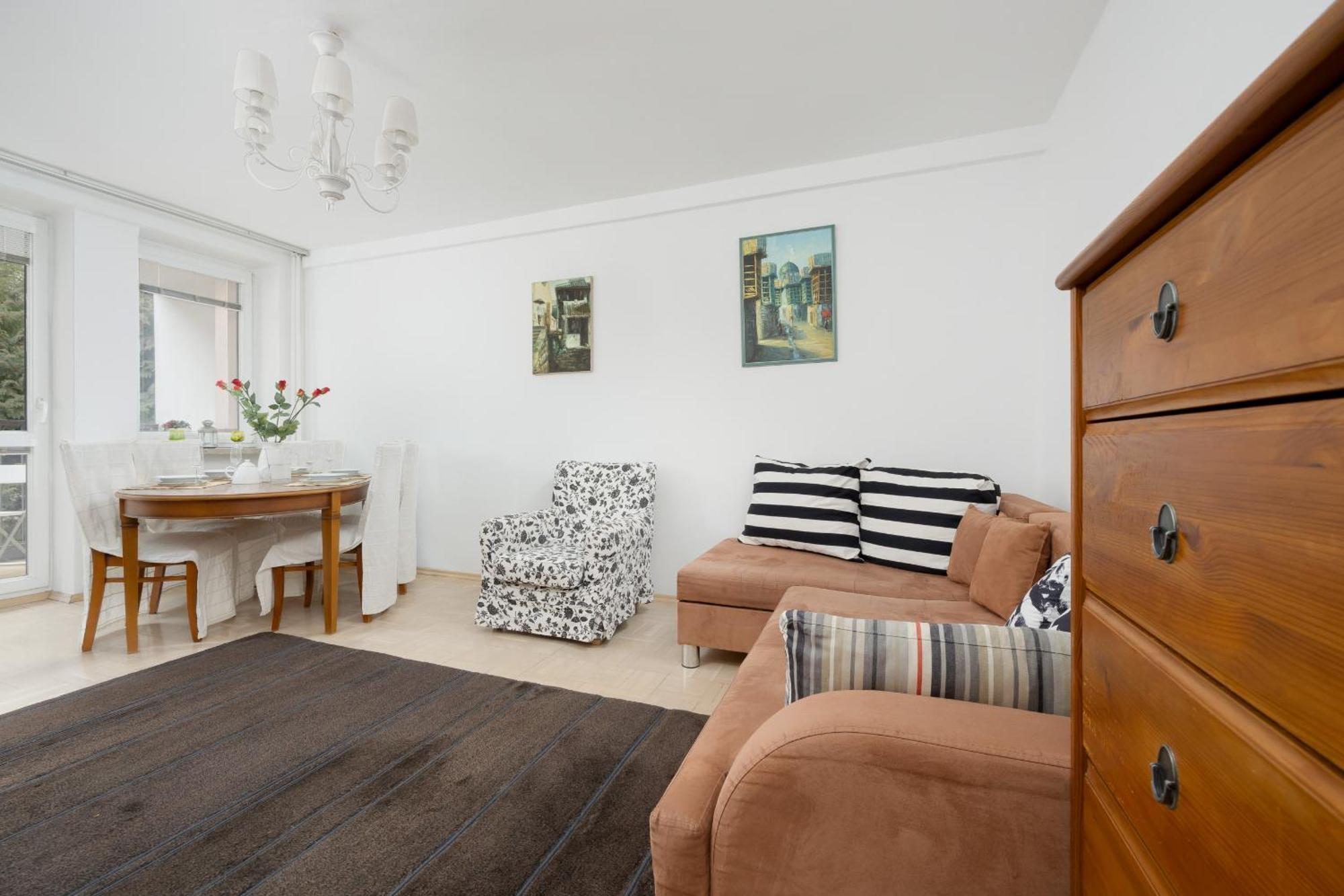 Căn hộ Okopowa Rodzinny Z Balkonem By Renters