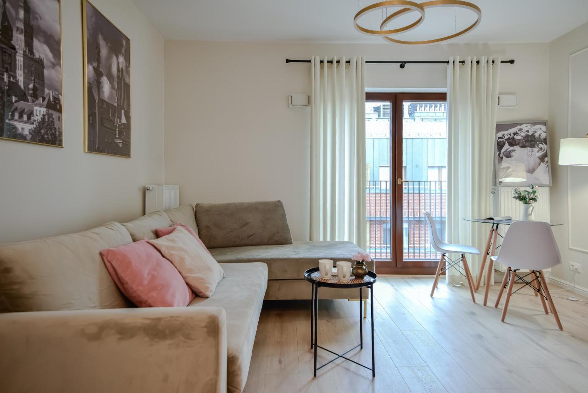 Better Place Modern Port Praski Apartamento Varsóvia