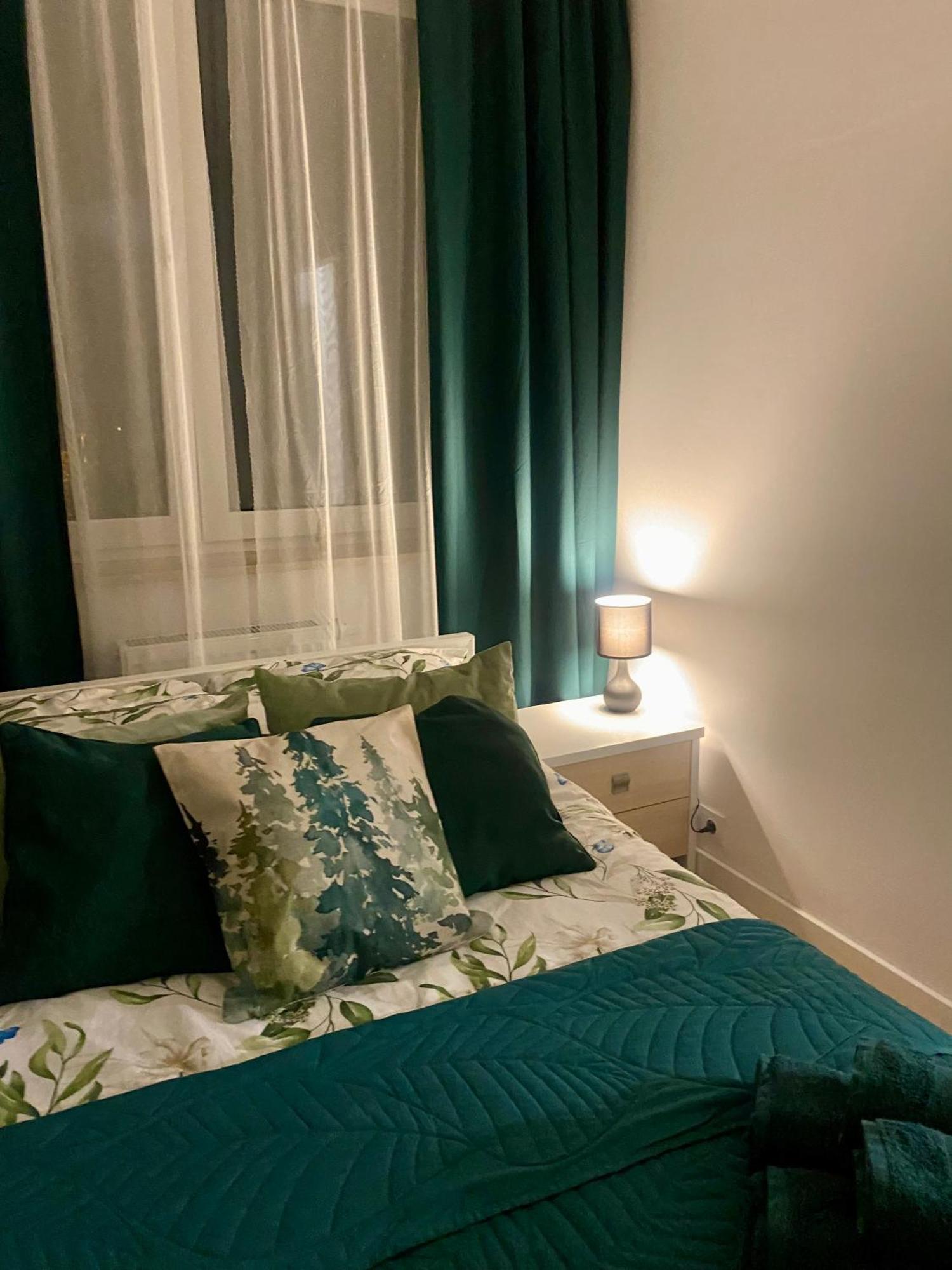 Chillout Airport Kl33 - Free Parking Apartment *