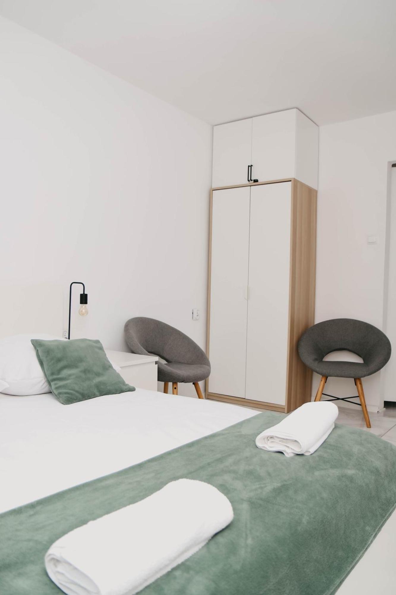 Saska Kepa Luxe Apartament *