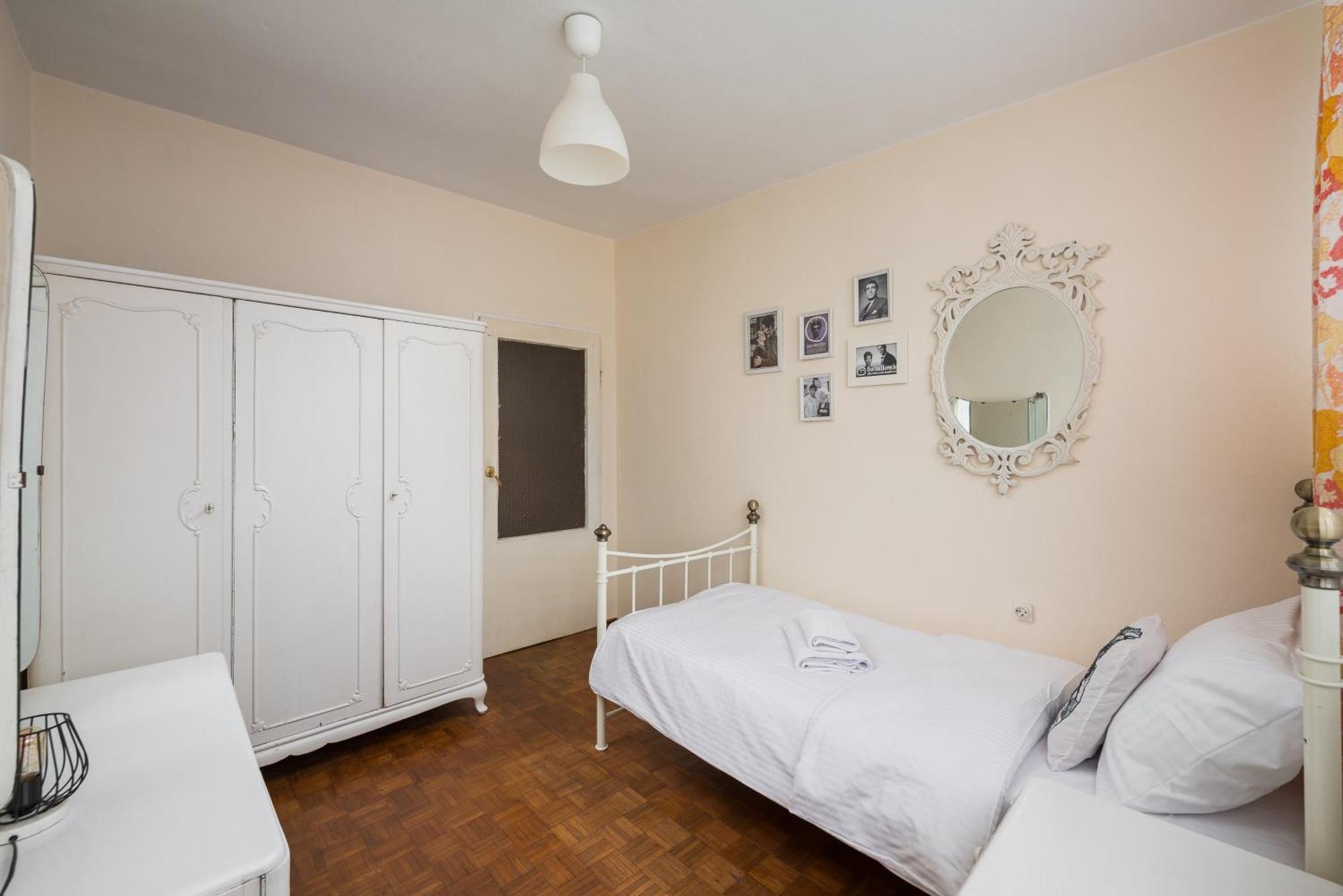 Old Town 3-bedroom
