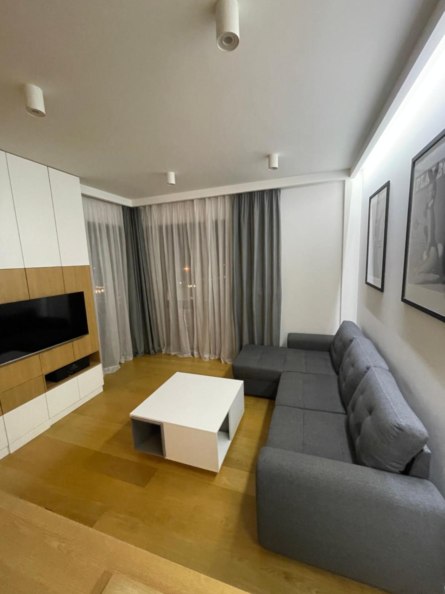 Apartment Gieldowa 4 Business Stock