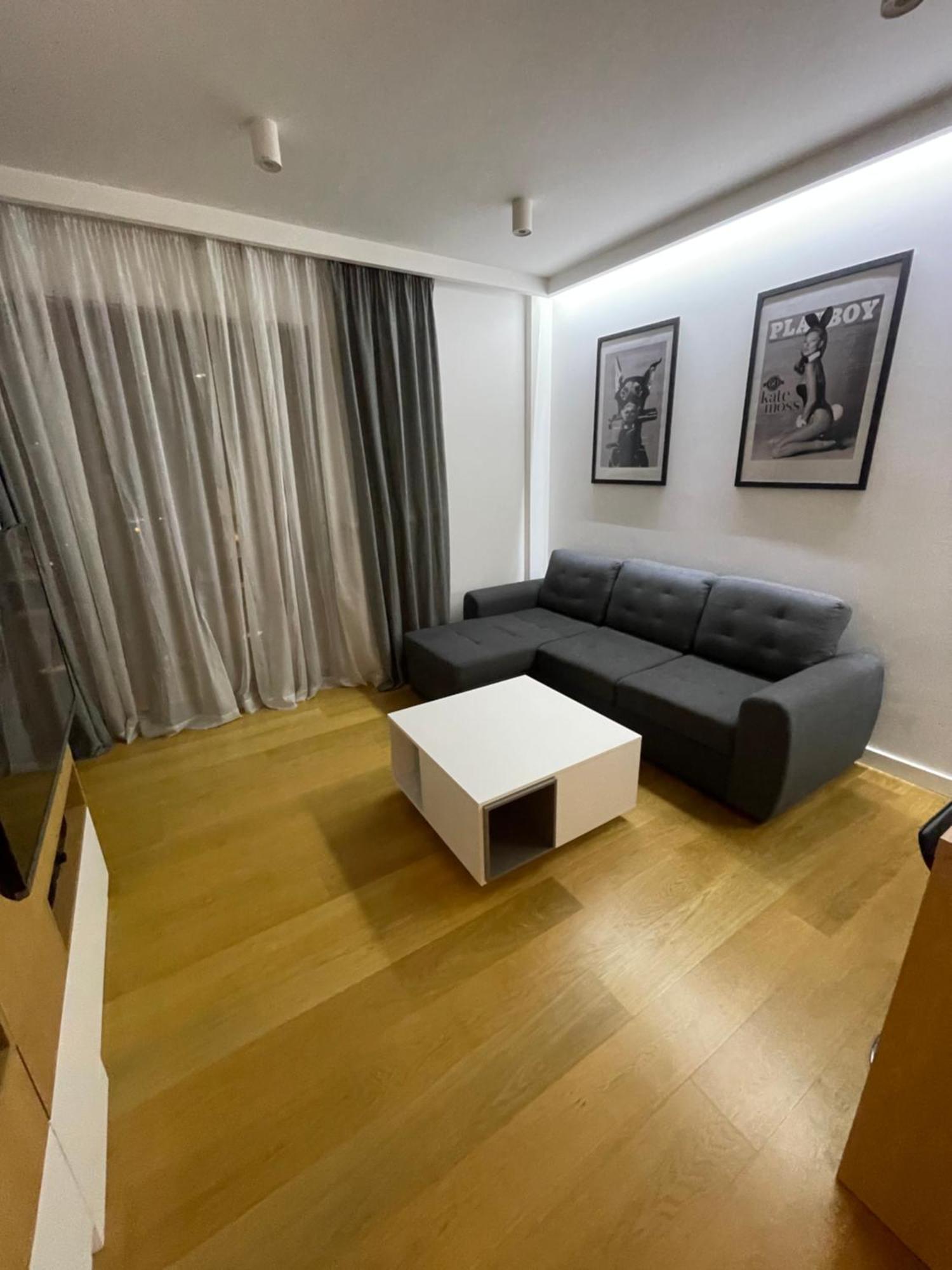 Gieldowa 4 Business Stock Apartment Warsaw