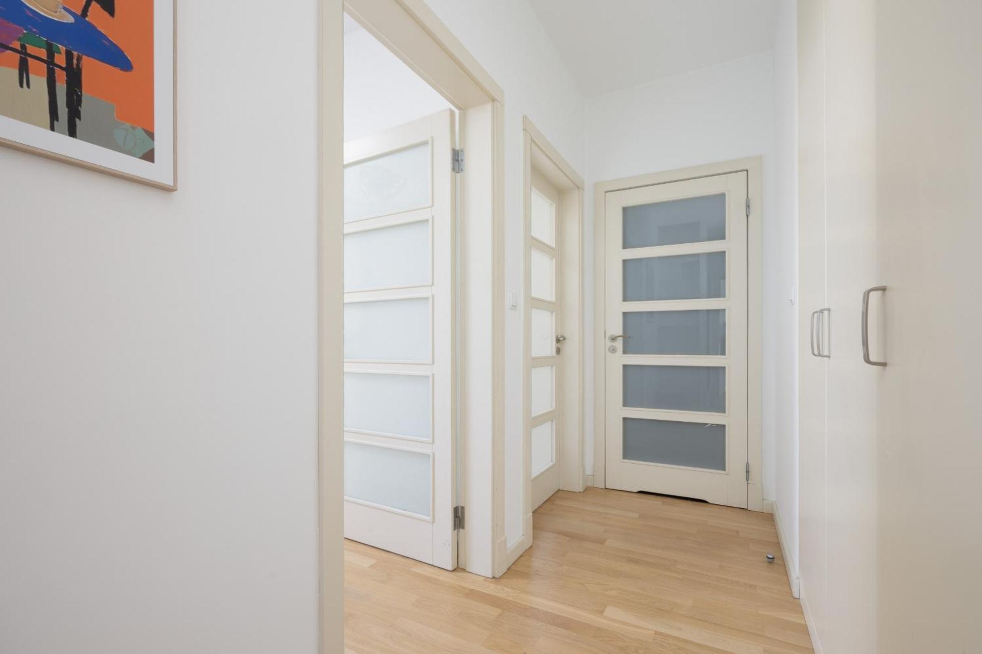 Luxury Four Bedroom With Parking & Balcony In Mokotow By Renters Prestige