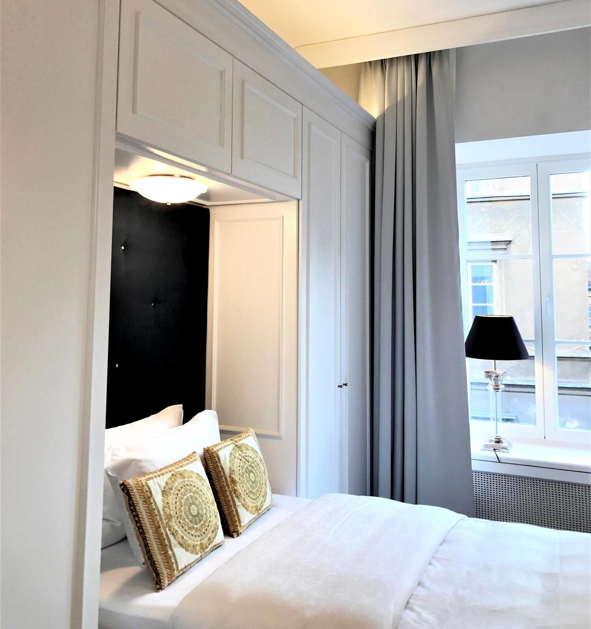 Aparthotel Mondrian Luxury Suites & Apartments Old Town *
