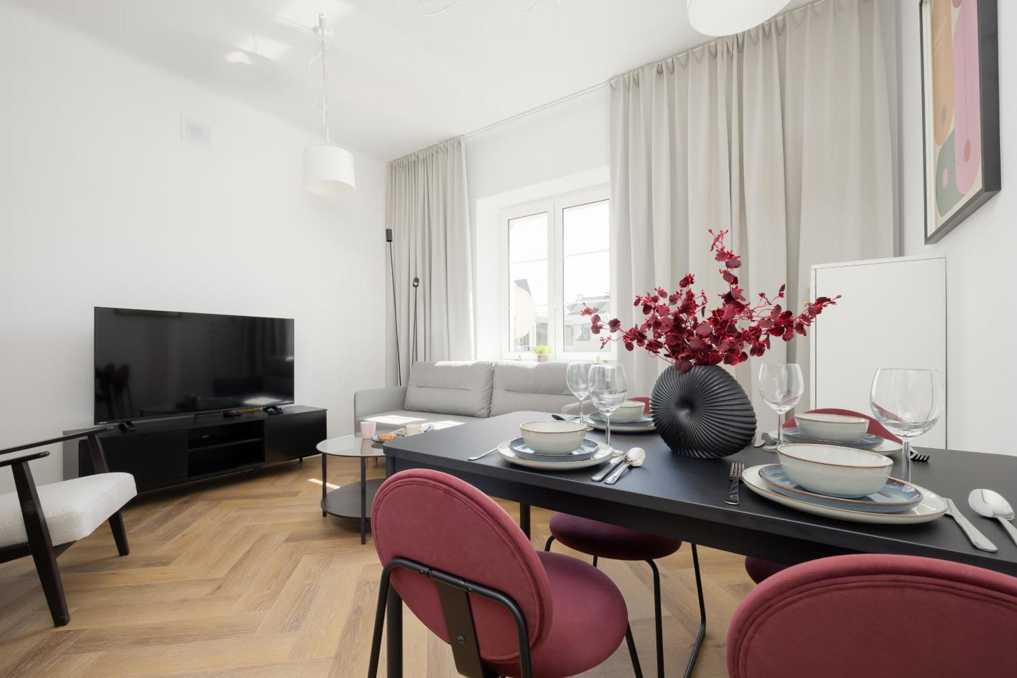 Apartment Heart Of The Old Town Royal By Renters Warsaw