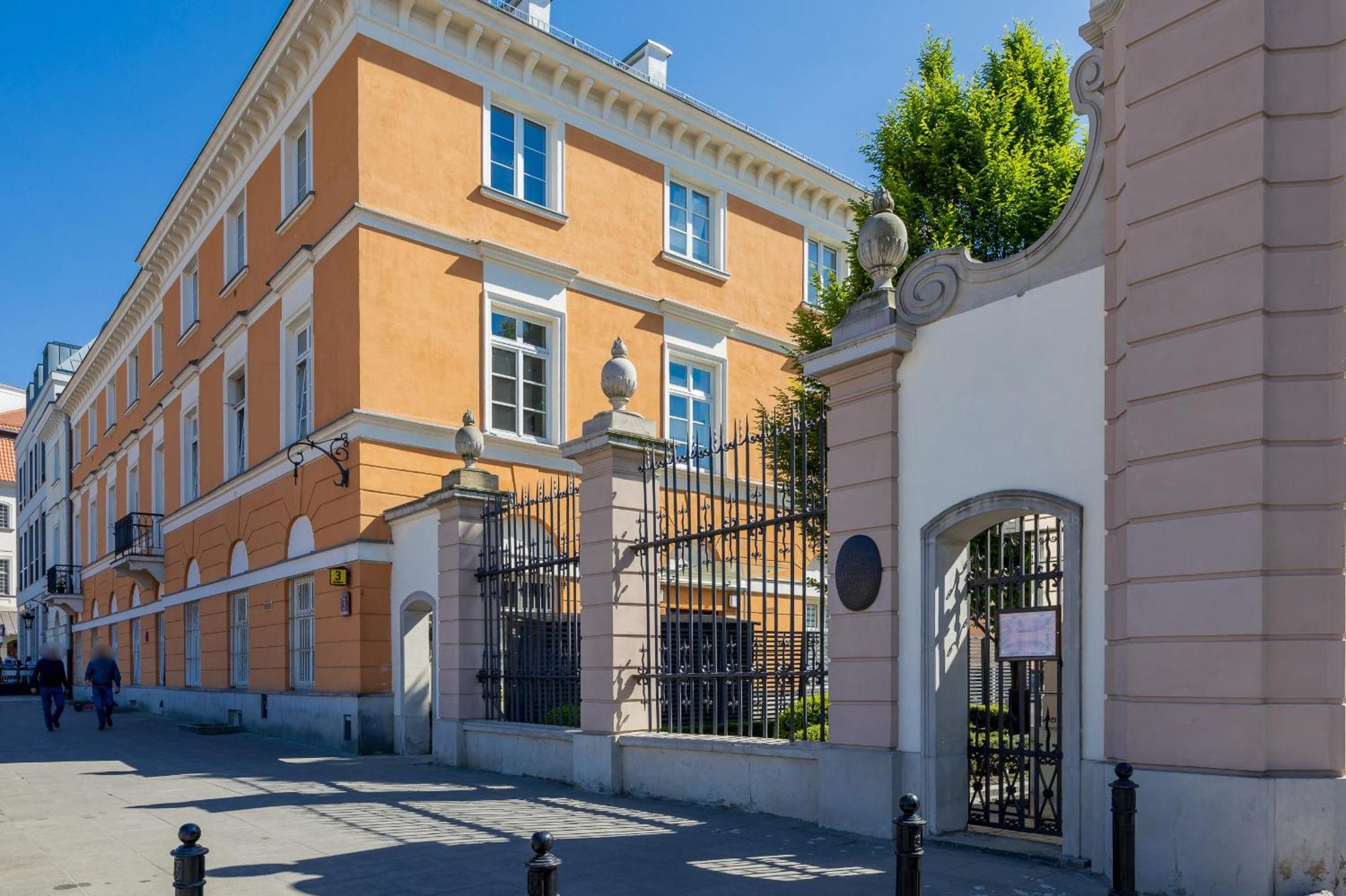 Apartment Heart Of The Old Town Royal By Renters *