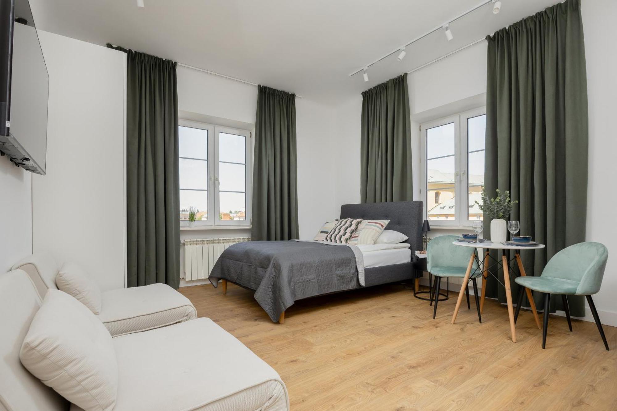 Apartment Heart Of The Old Town Royal By Renters Warsaw