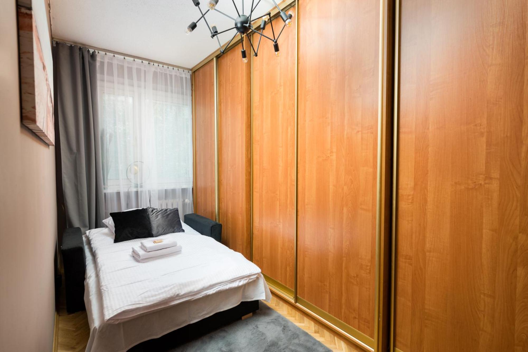 Apartment Metro Natolin Comfort