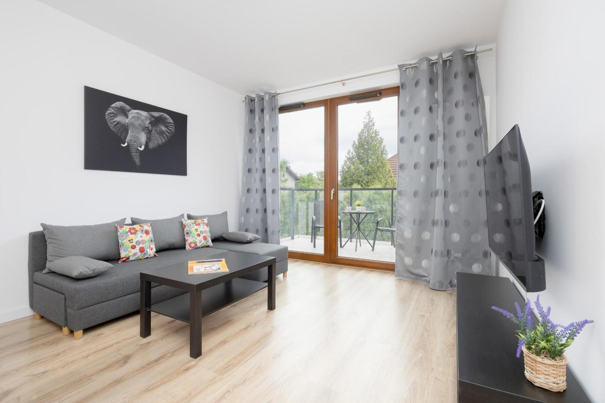 Apartment Nowoczesny Workspace Solipska Z Parkingiem By Renters