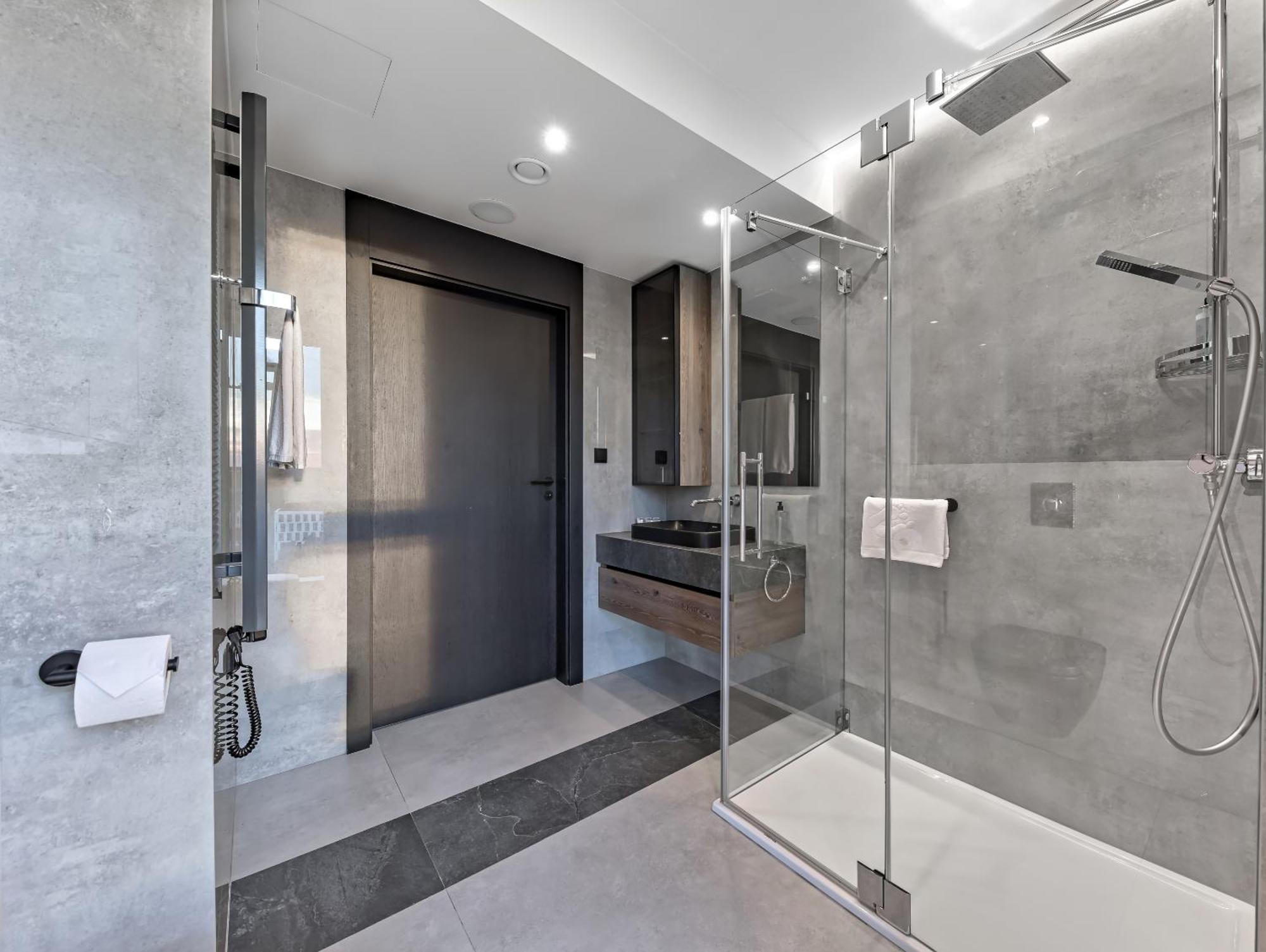 Khách sạn Focus Premium 4*