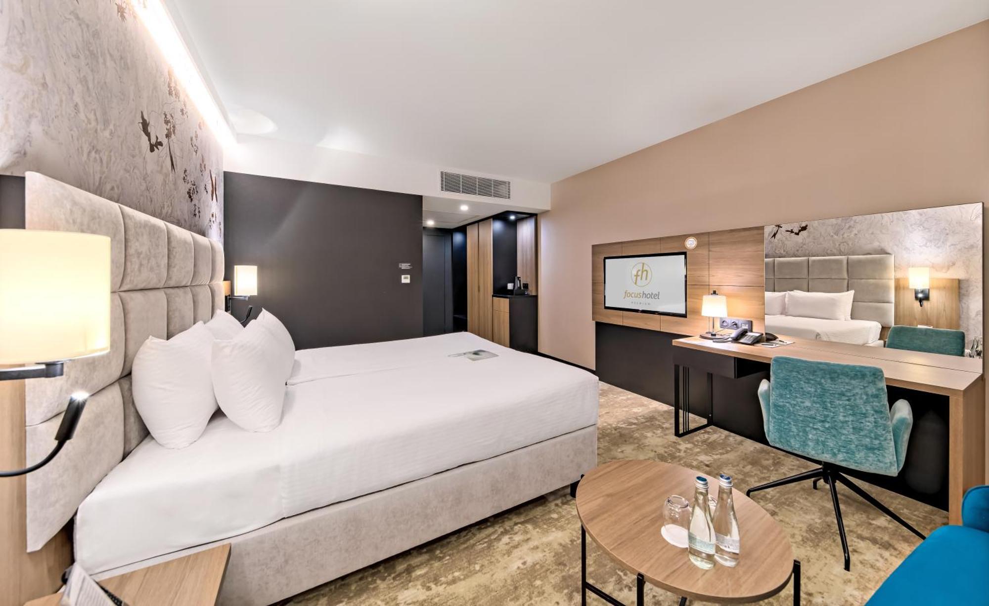 Focus Premium 4* Warsaw