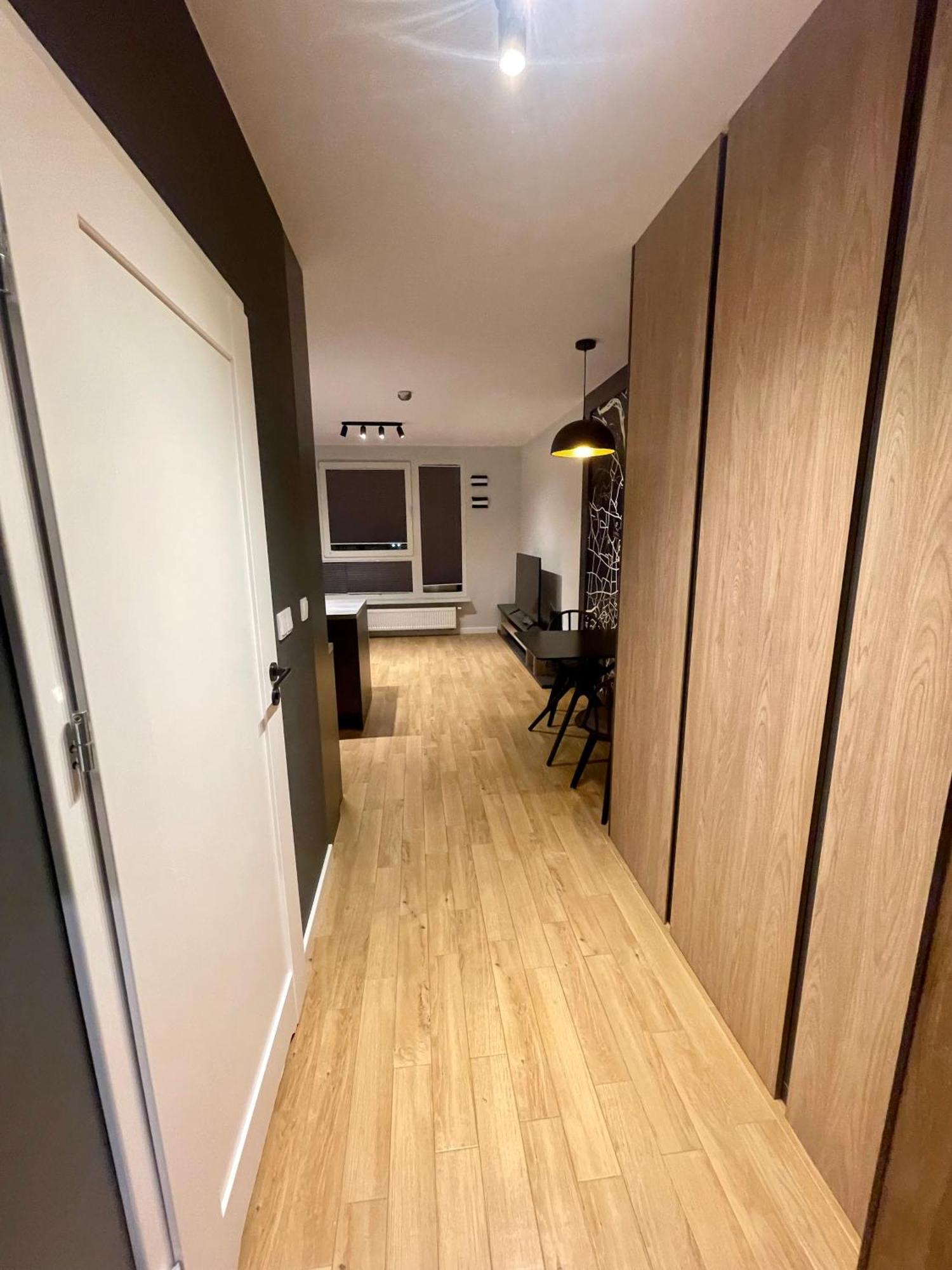 Time&house Pileckiego Przy Centrum Onkologi I Klinice Novum Apartament Na Wylacznosc Pokoj,sypialnia,lozko, Lazienka,kuchnia * Varsóvia