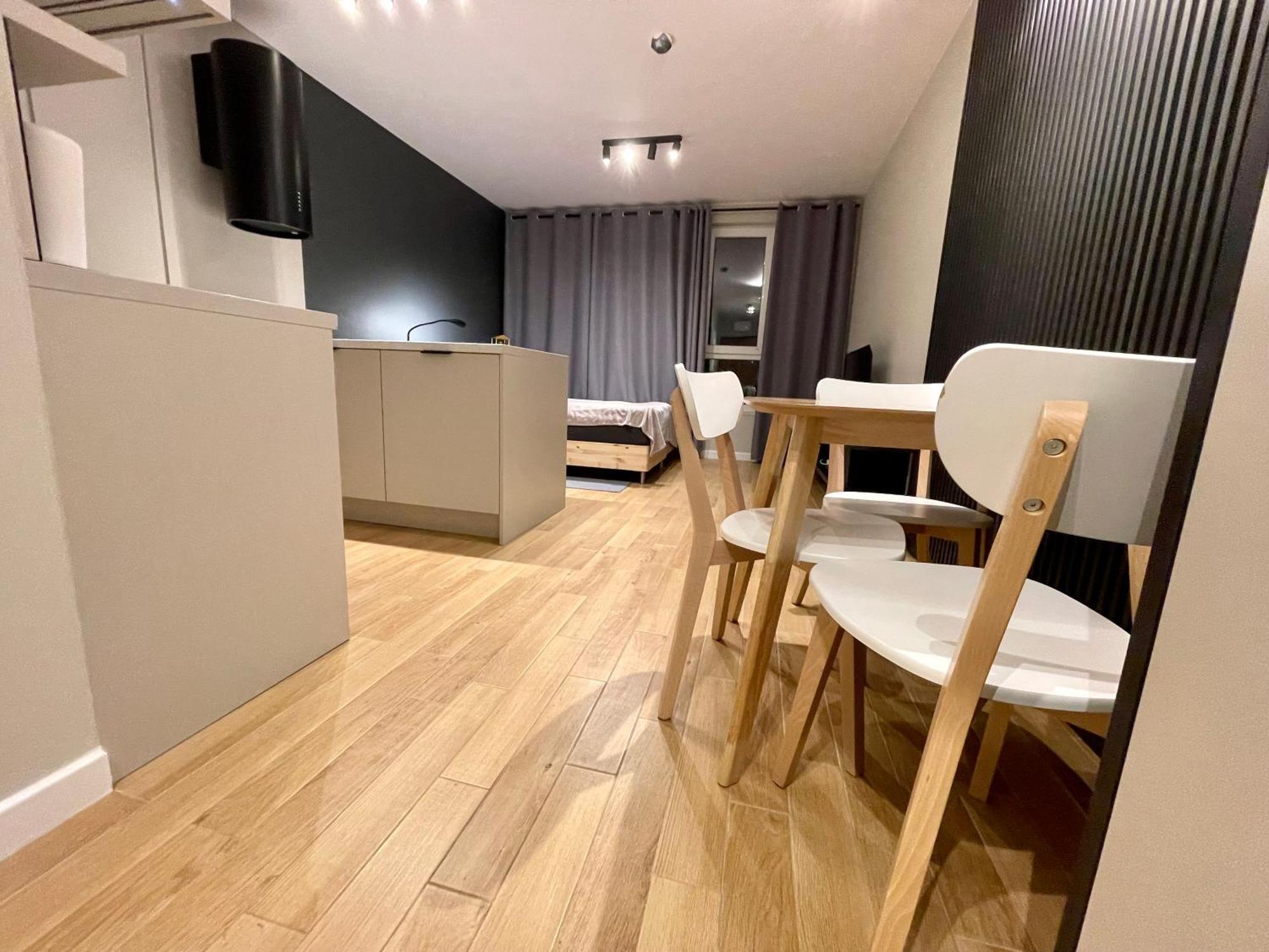 Time&house Pileckiego Przy Centrum Onkologi I Klinice Novum Apartament Na Wylacznosc Pokoj,sypialnia,lozko, Lazienka,kuchnia Apartamento *