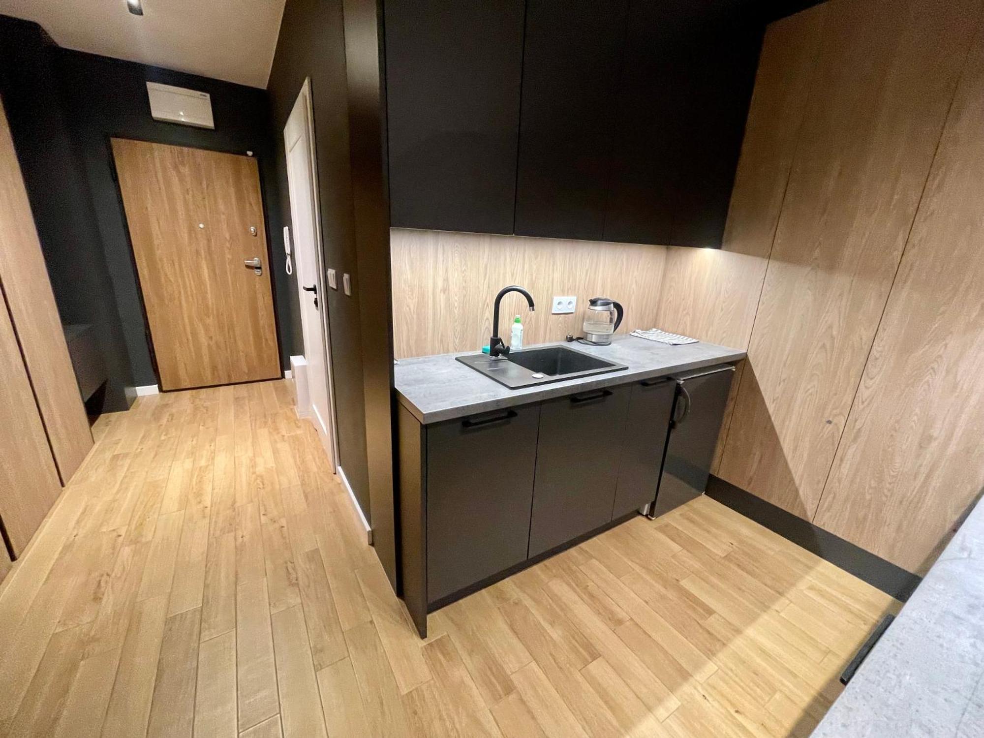 Apartamento Time&house Pileckiego Przy Centrum Onkologi I Klinice Novum Apartament Na Wylacznosc Pokoj,sypialnia,lozko, Lazienka,kuchnia Varsóvia