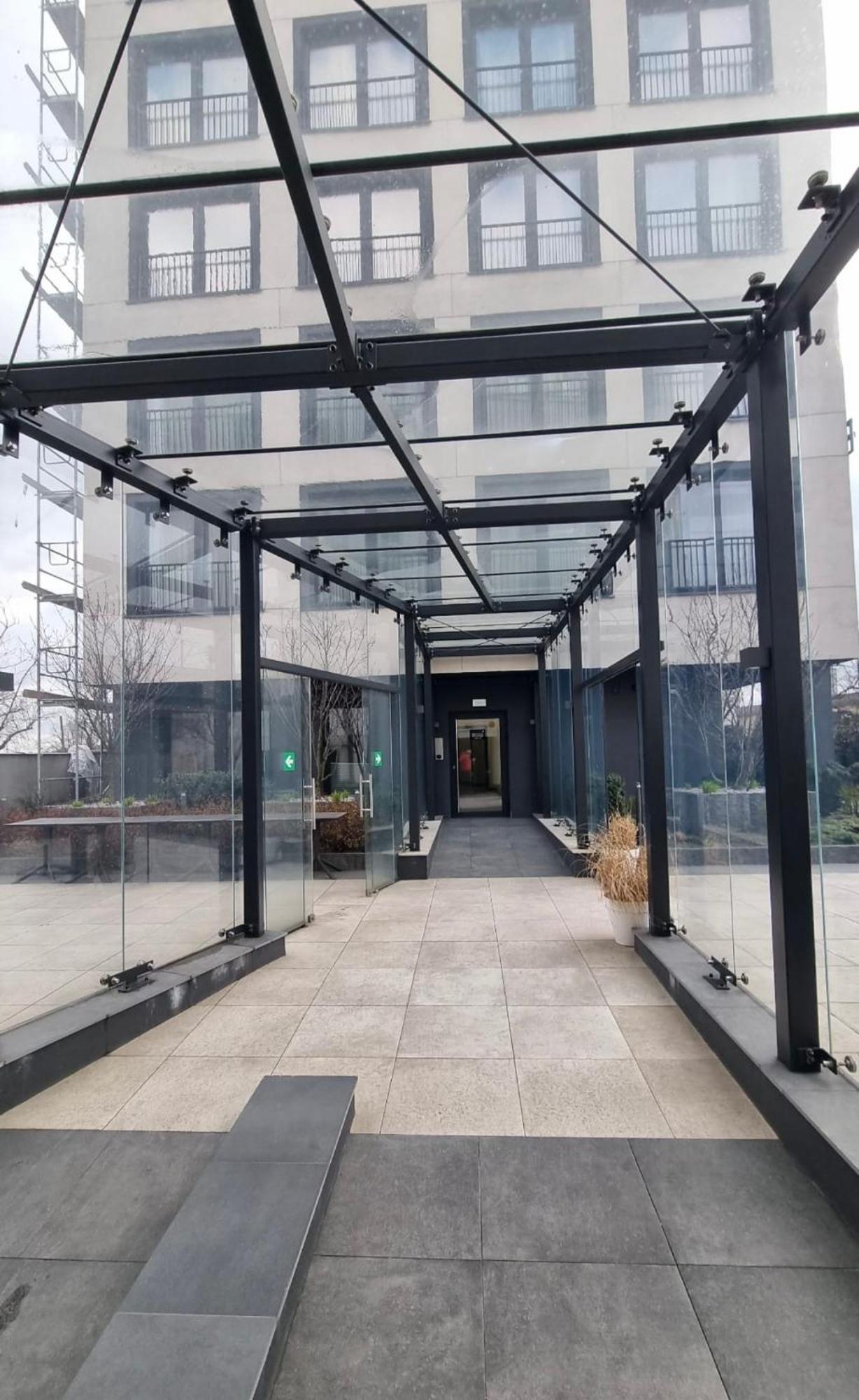 Apartment Stadion Narodowy Targowa 5, Zamoyskiego 37