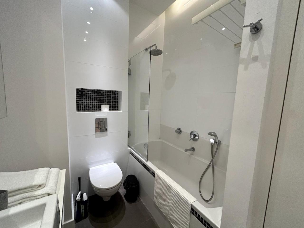 Niepokorny Apartment Warsaw