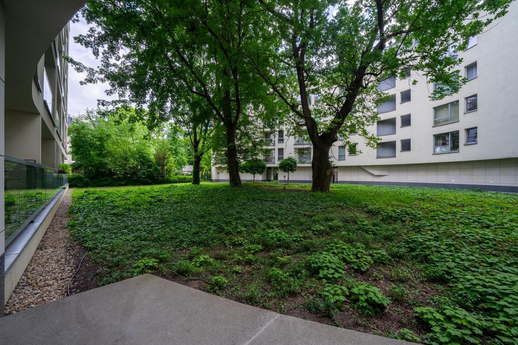 Apartment Wola - Balcony, Bus&tram Nearby - By Rentujemy Warsaw