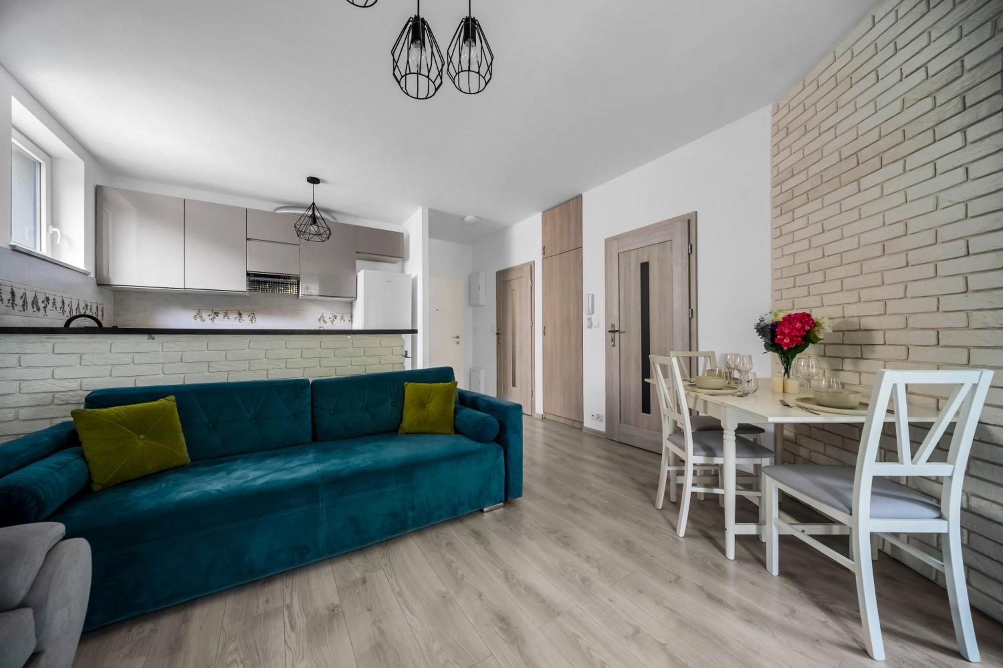 Wola - Balcony, Bus&tram Nearby - By Rentujemy *