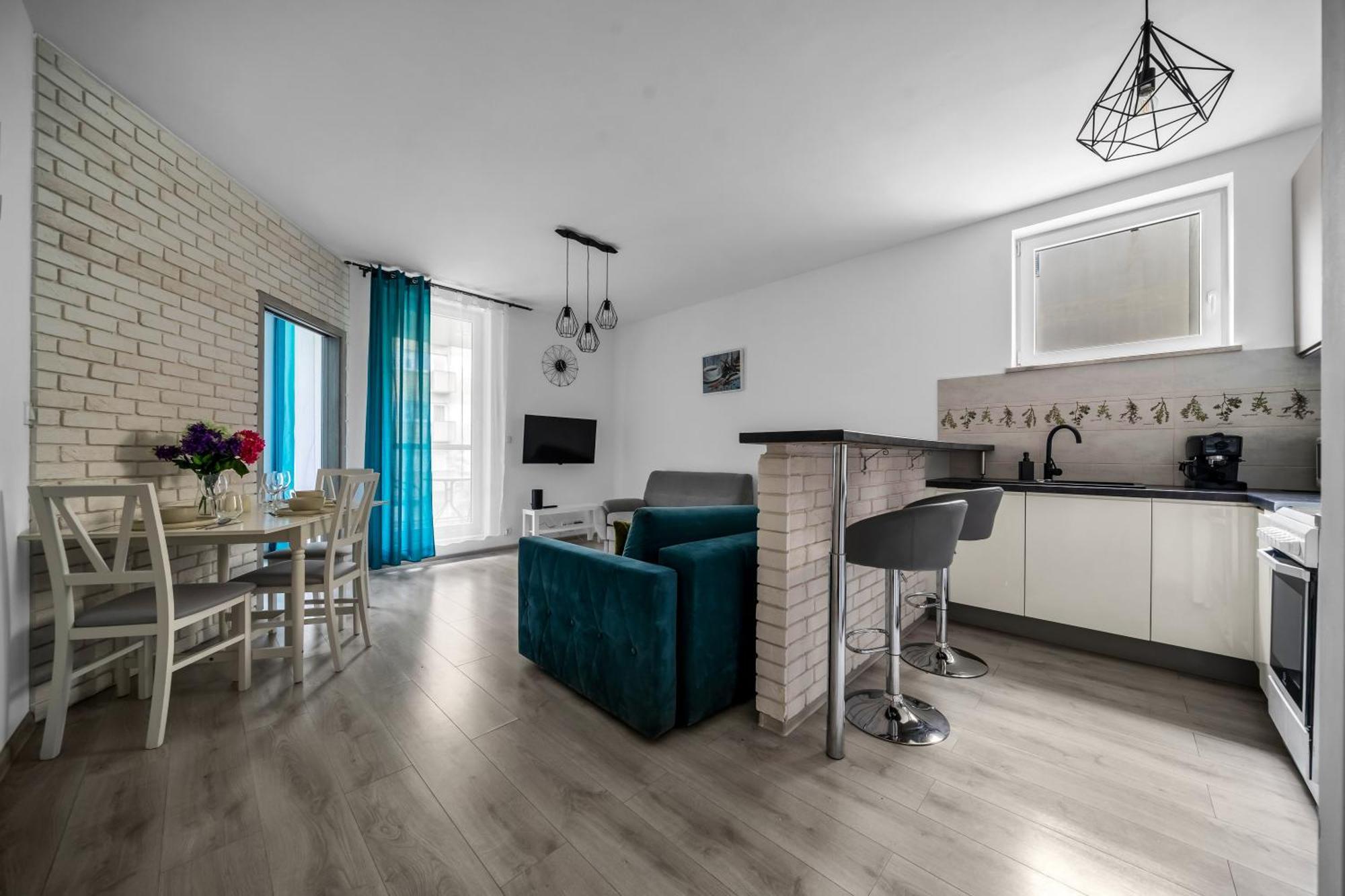 Wola - Balcony, Bus&tram Nearby - By Rentujemy