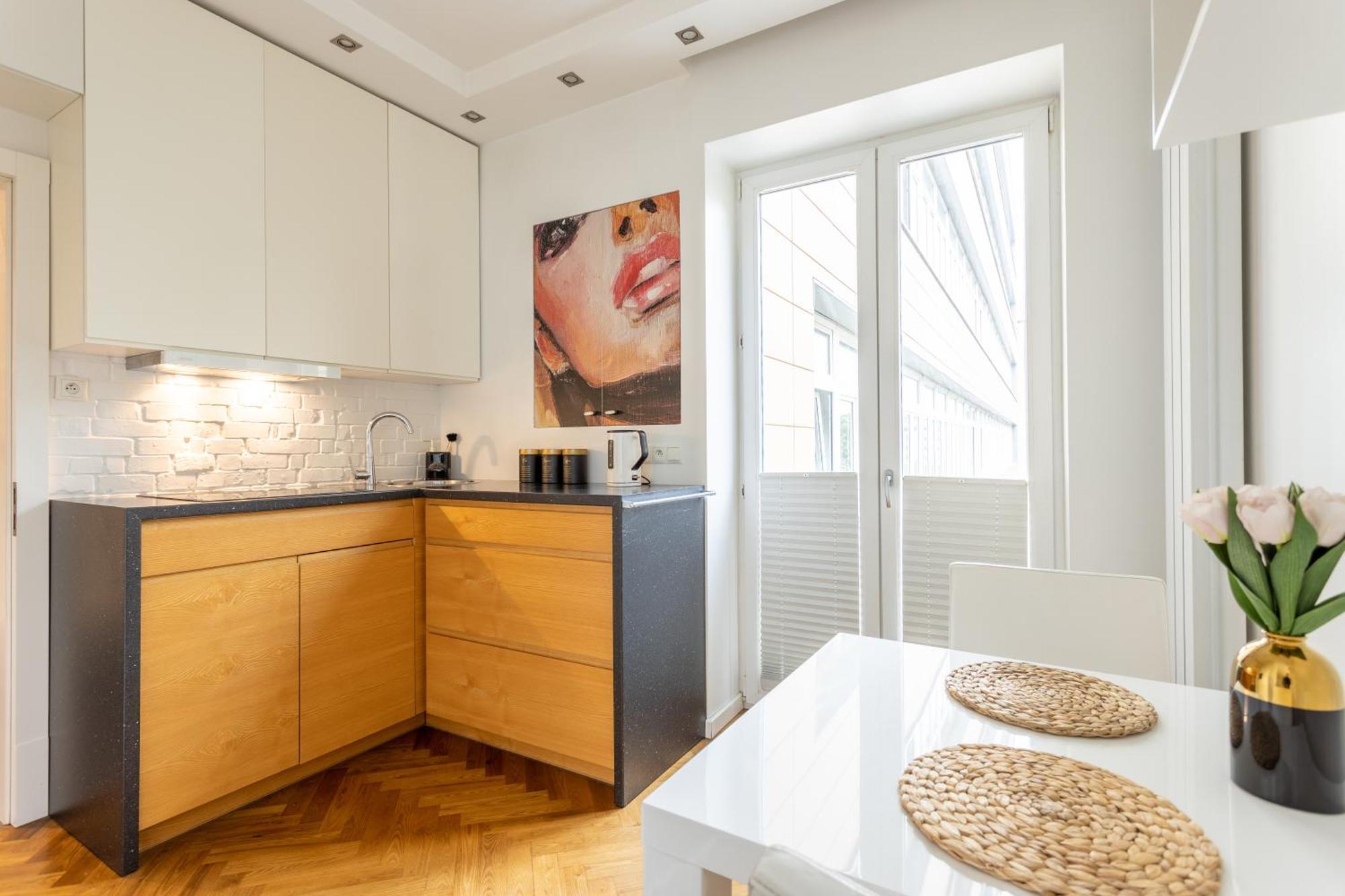 Apartament Close-golden - City Center - Zurawia