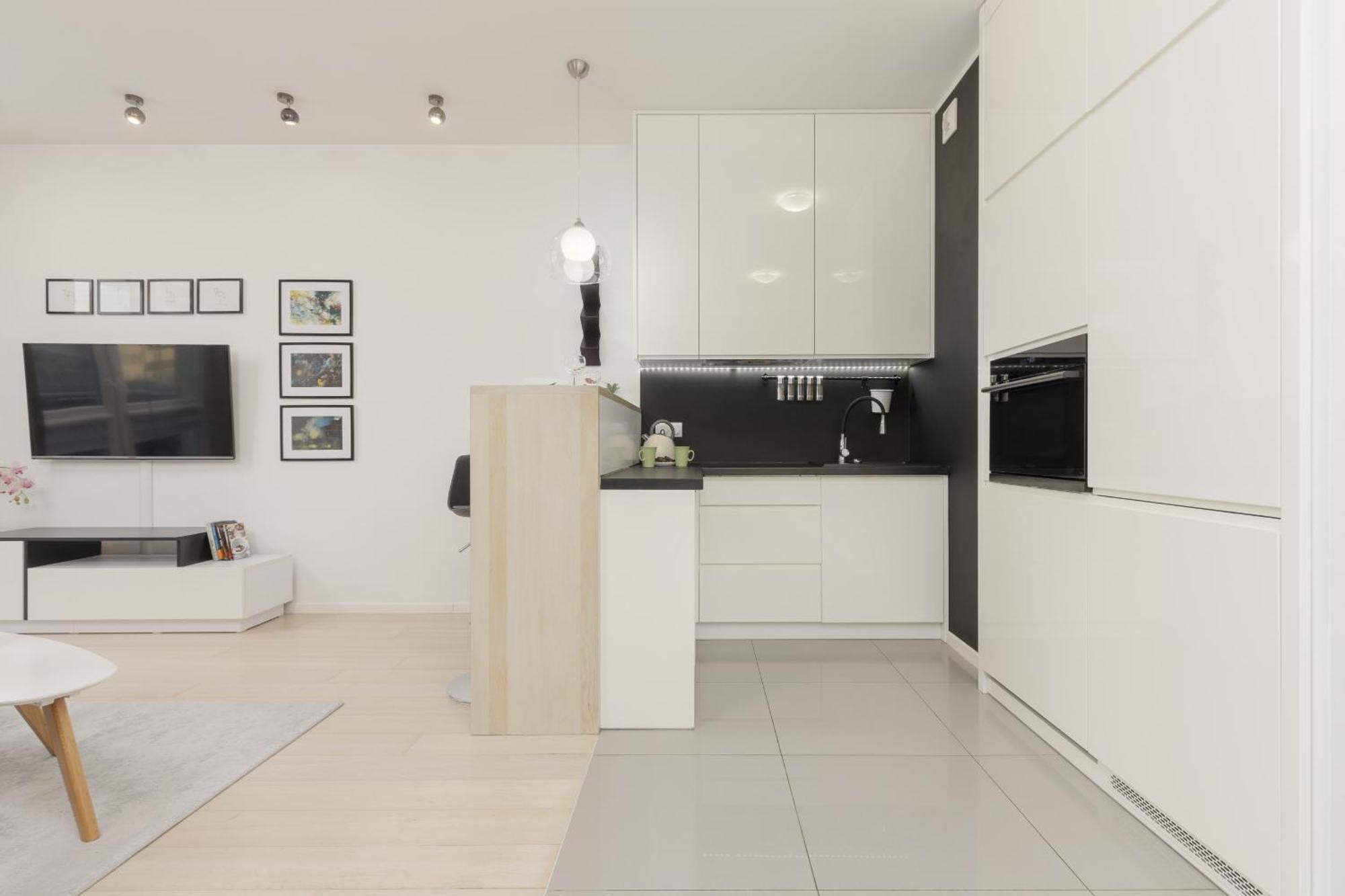 Subtle Colors In With Furnished Balcony By Renters Apartament Warszawa