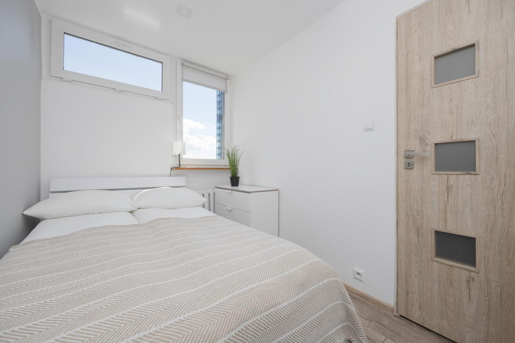 Comfort & Style Center By Renters Warsaw