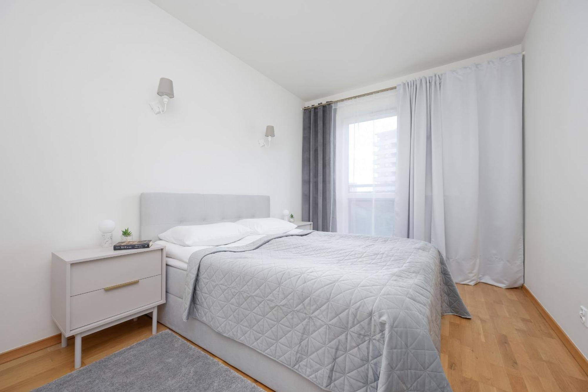Apartament Wyjatkowy Z 3 Sypialniami I Balkonem By Renters