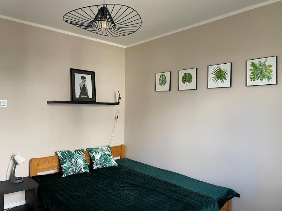 Four Bedroom Lachmana Căn hộ Warsaw