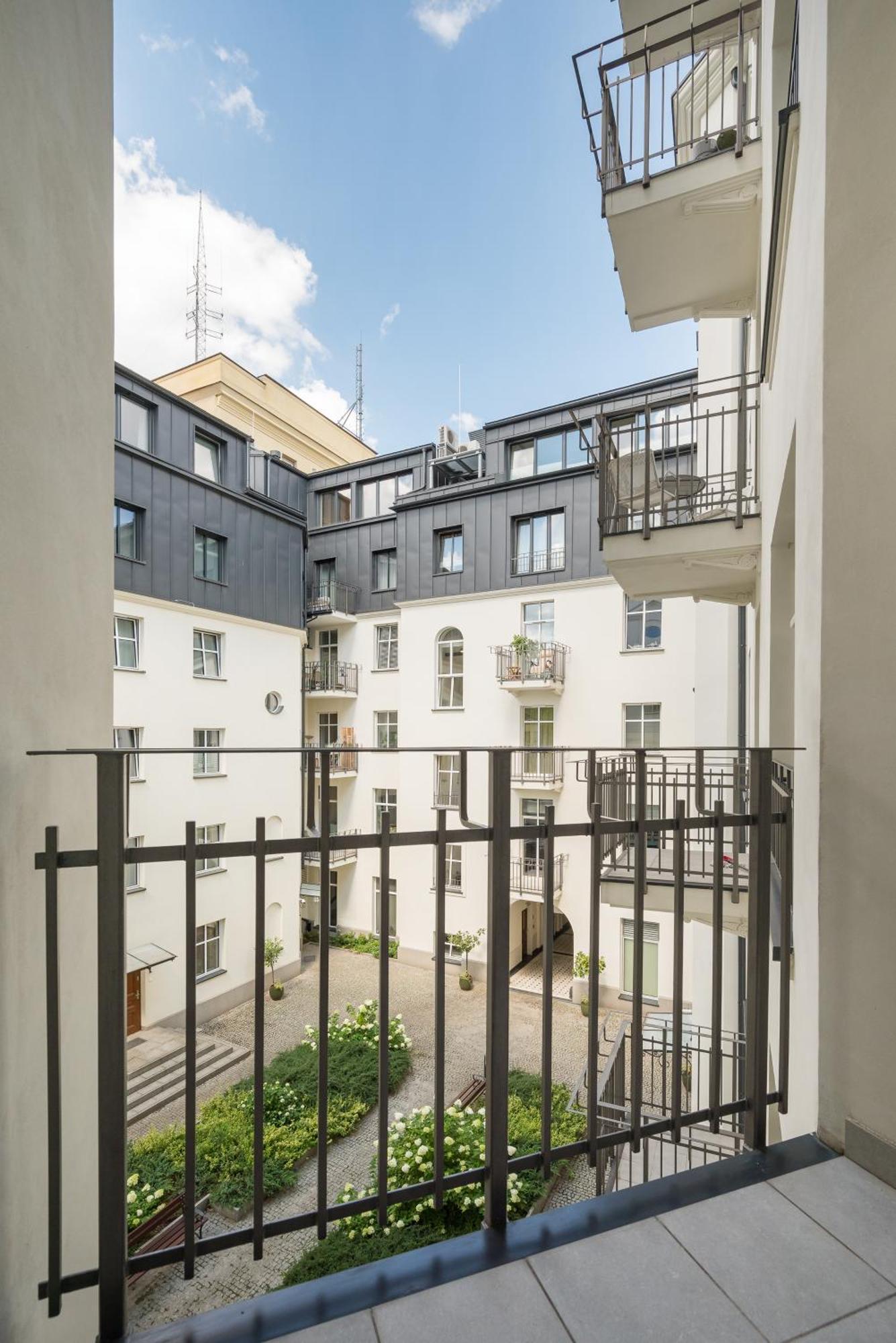 Wilcza Centre Deluxe Apartamento *