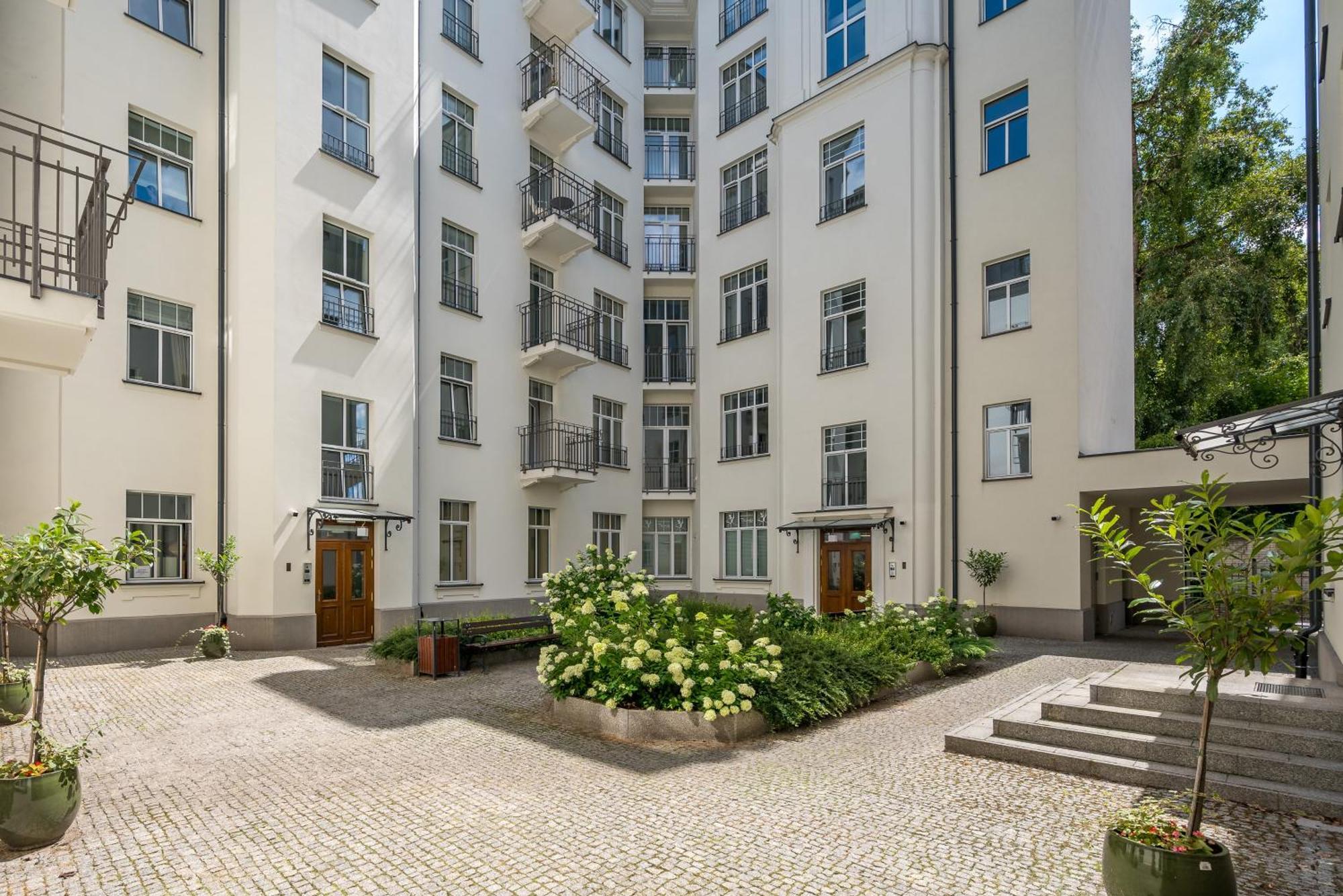Wilcza Centre Deluxe Apartamento Varsóvia